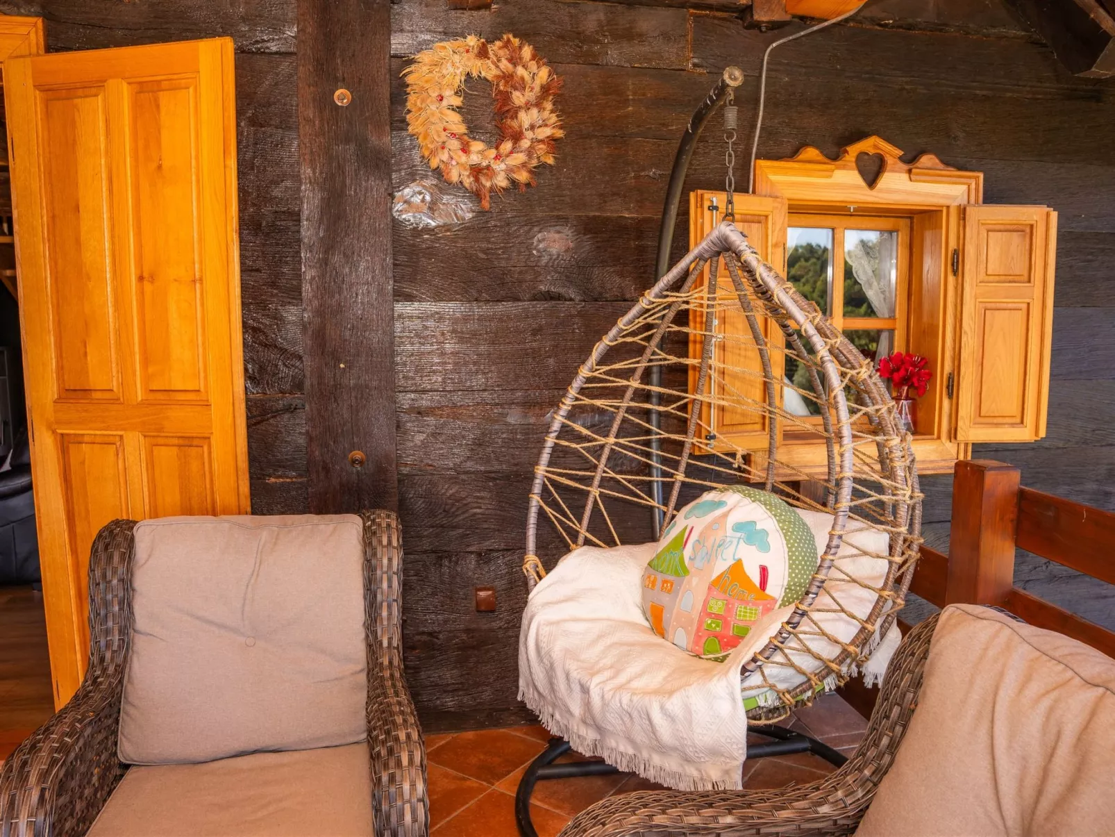 House Tri srca - Outside