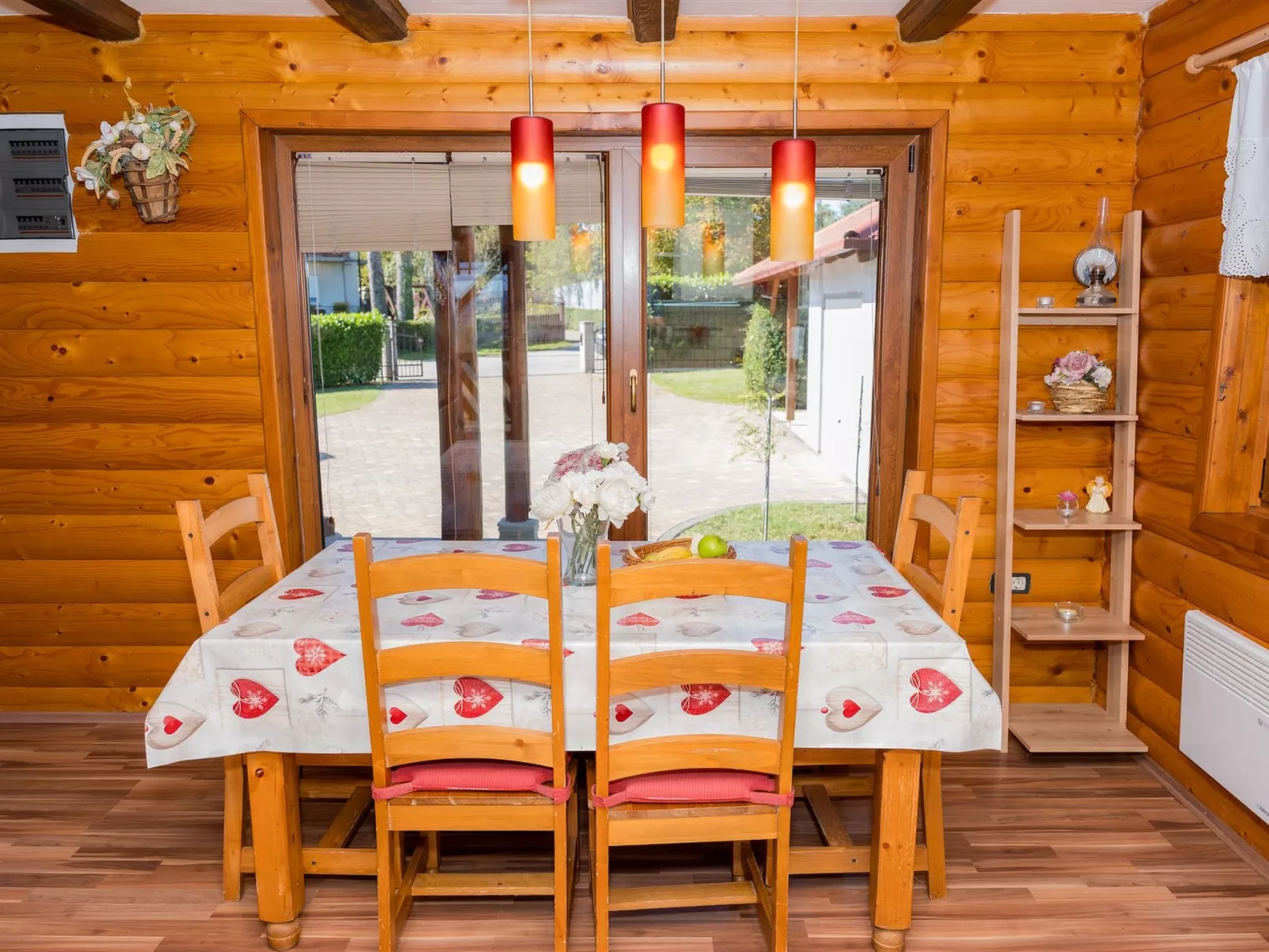 Holiday house Val - Dedans