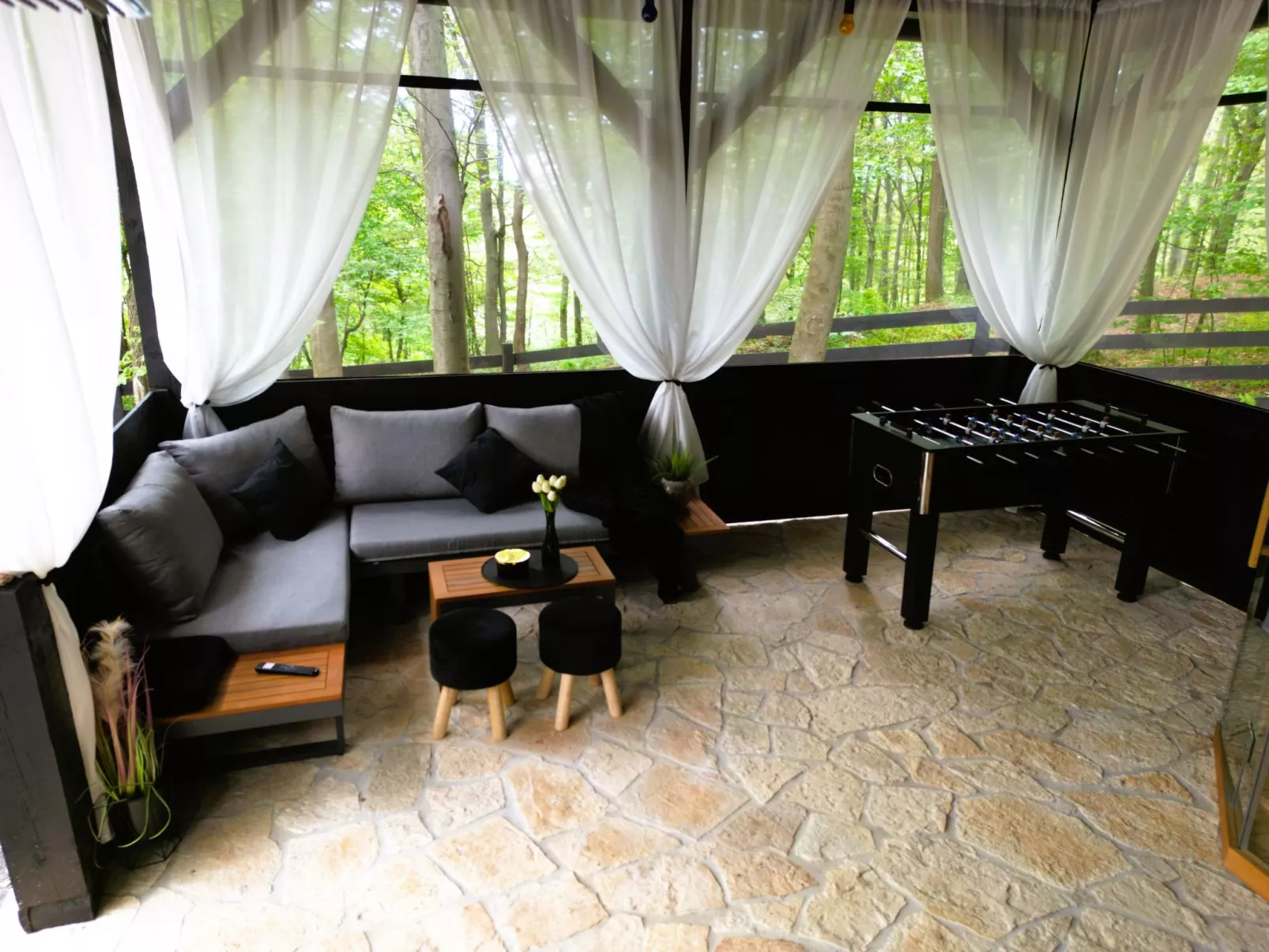 House Cabin Winterfell - Dedans