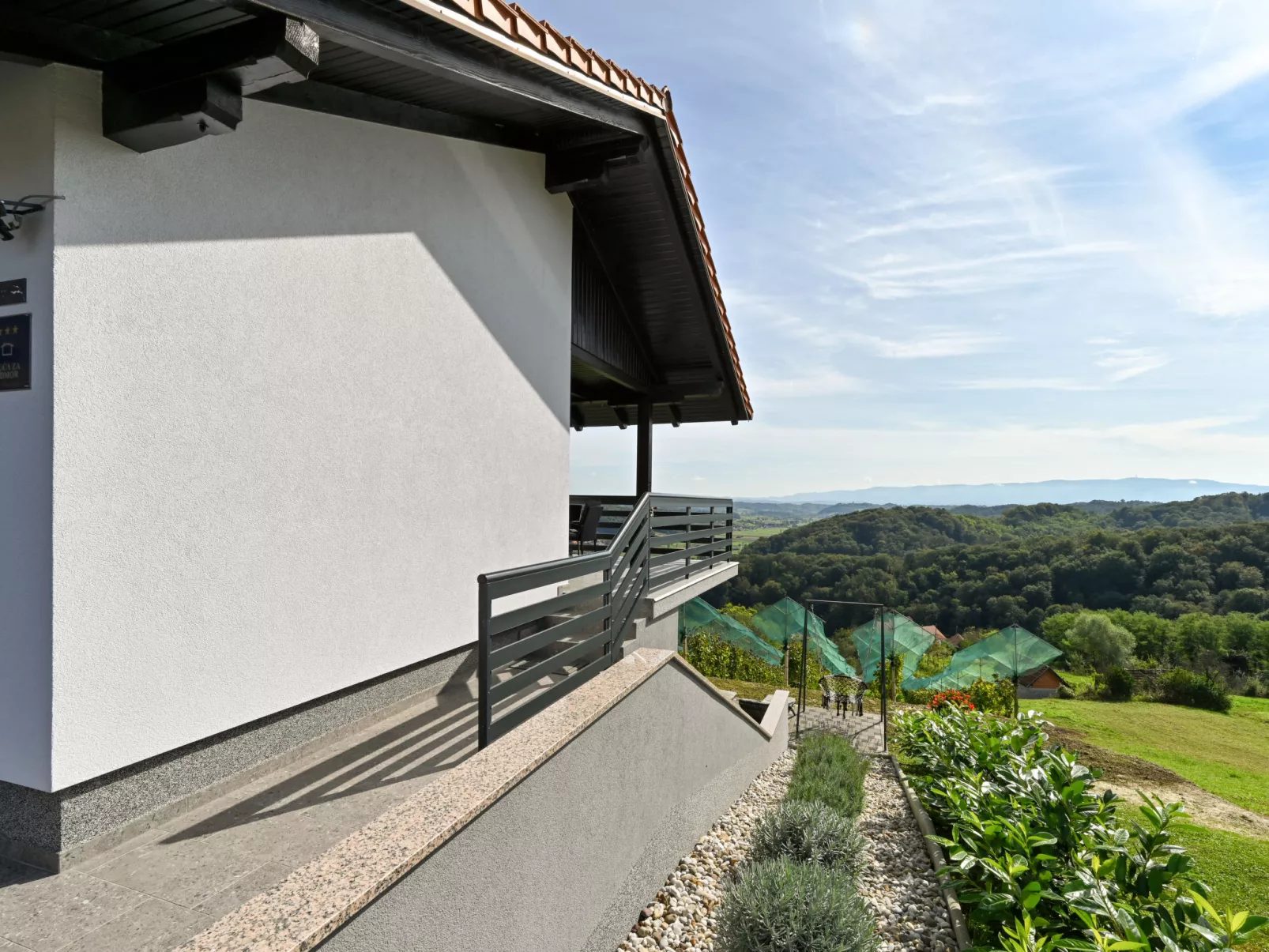 House View&Wine - Draußen