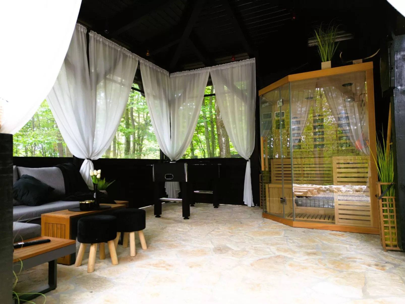 House Cabin Winterfell - Dehors