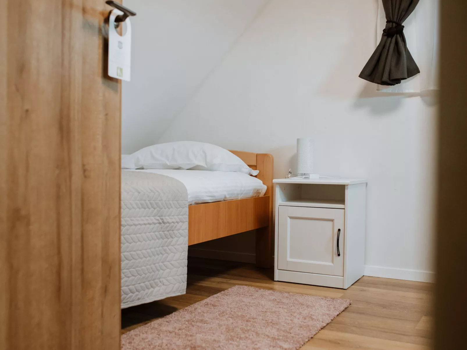 House The View - Inside