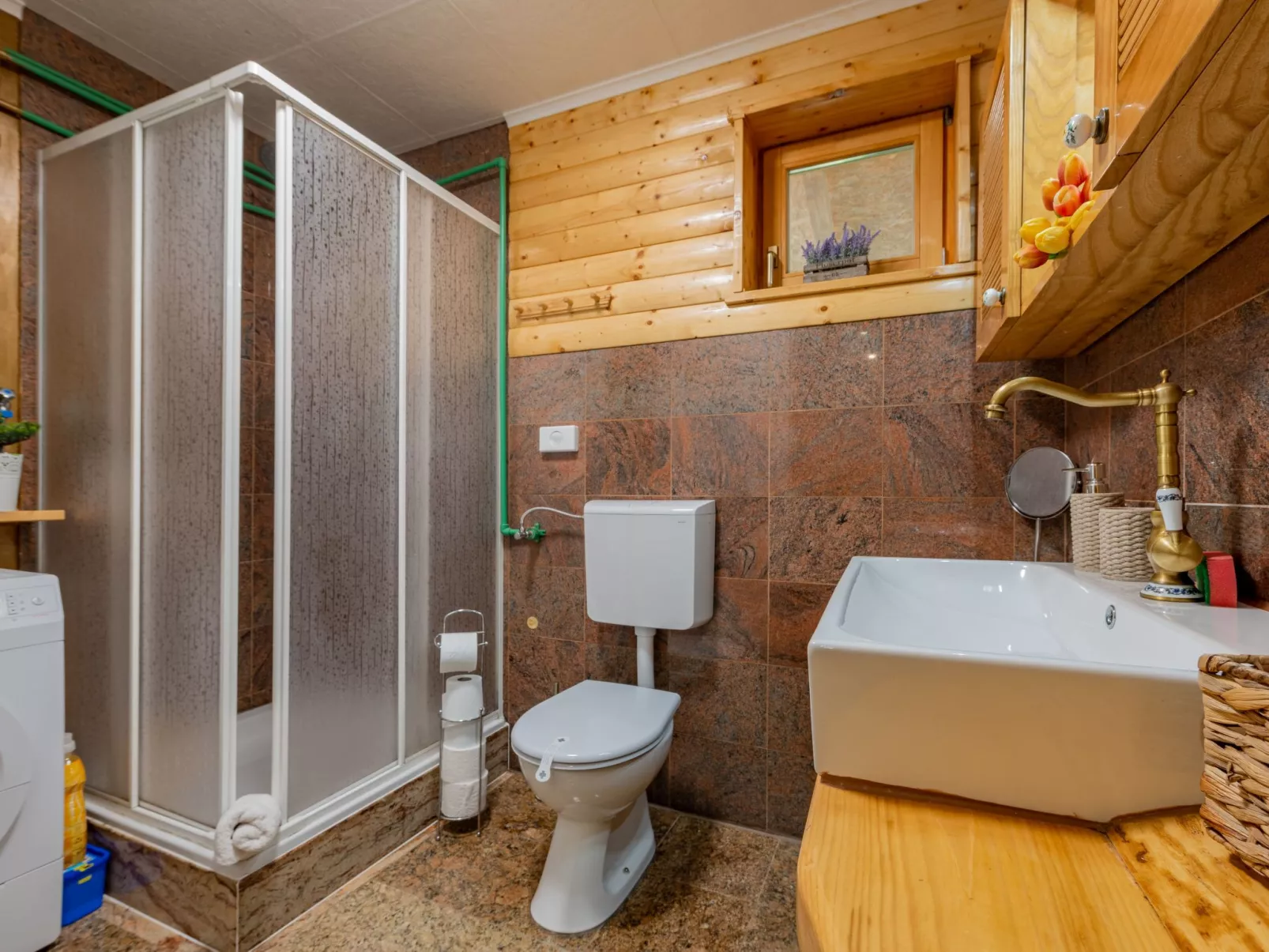 House Mazini - Drinnen