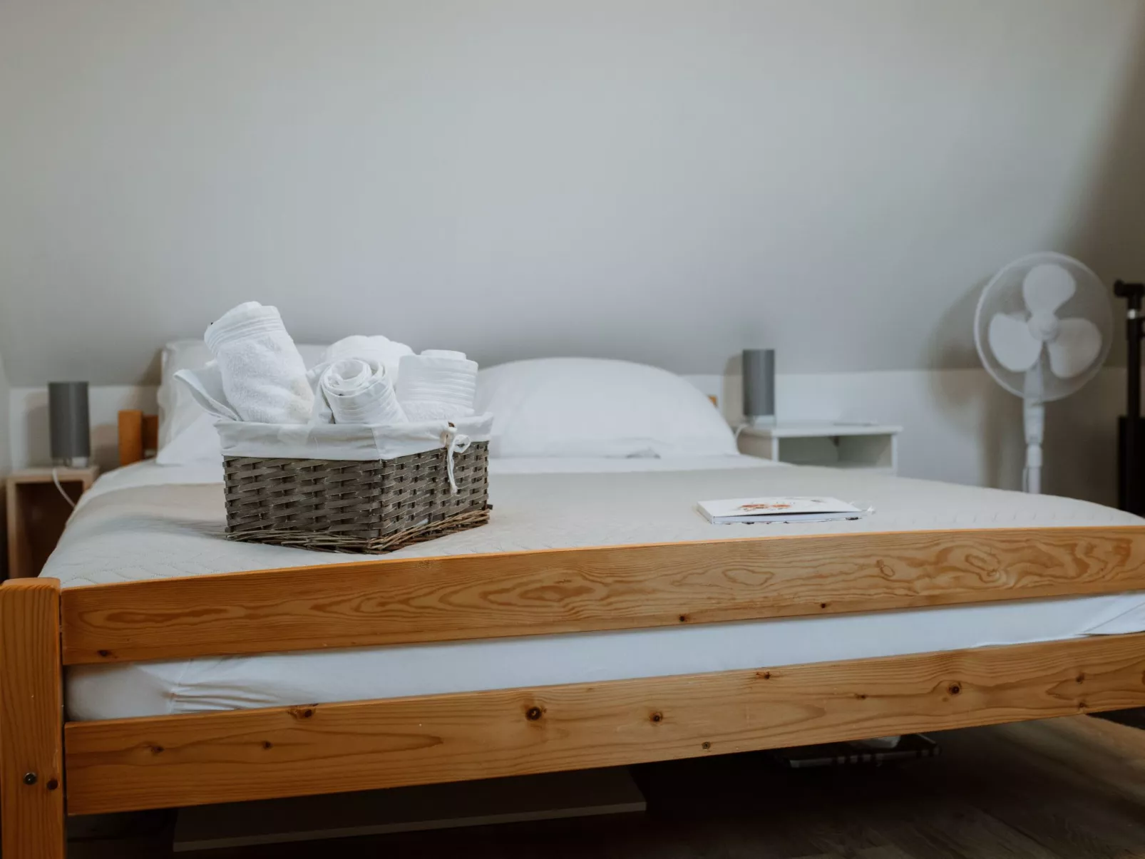 House The View - Inside