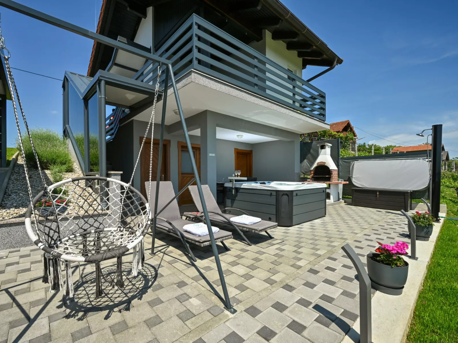 House View&Wine - Draußen