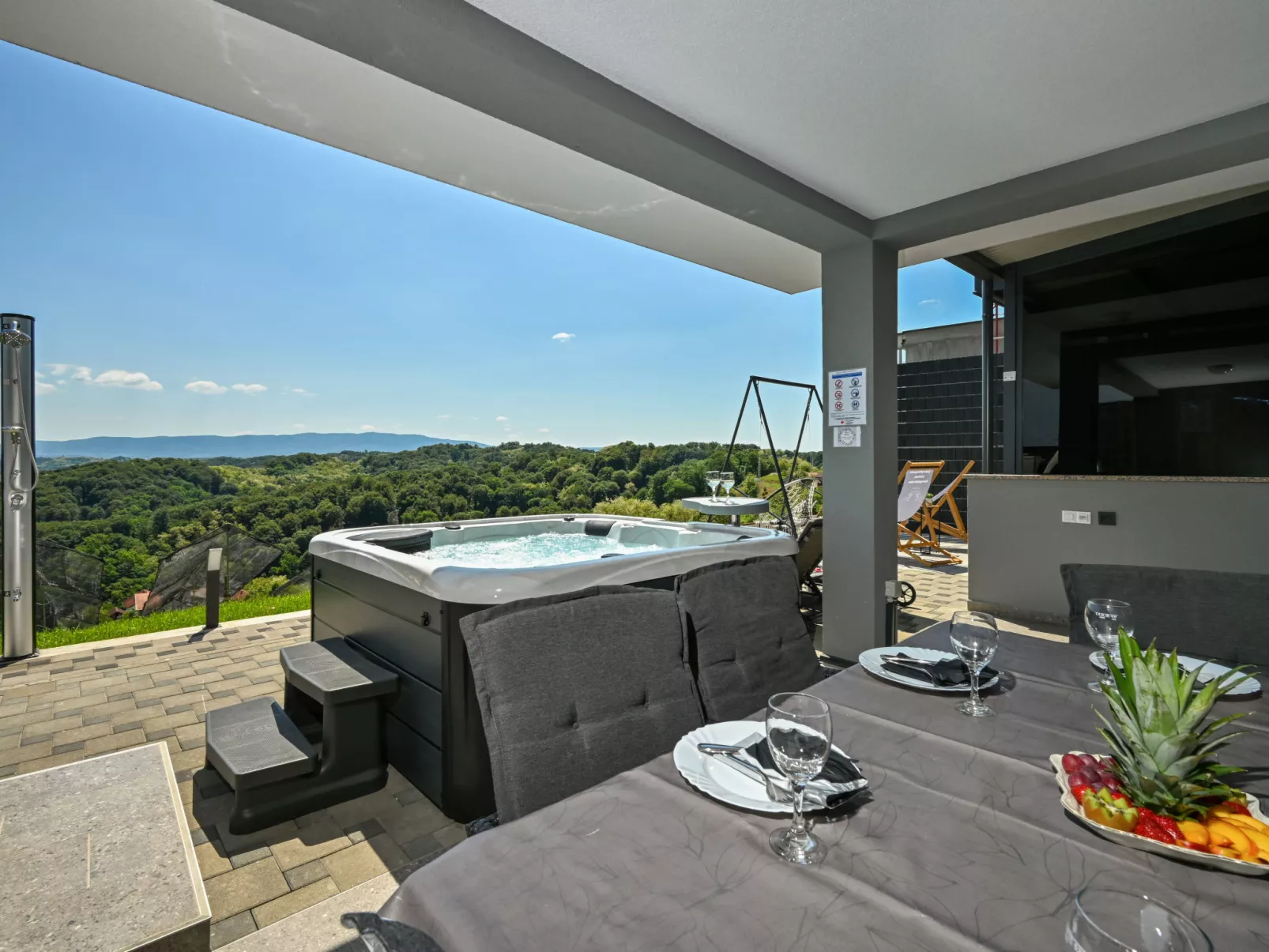 House View&Wine - Draußen