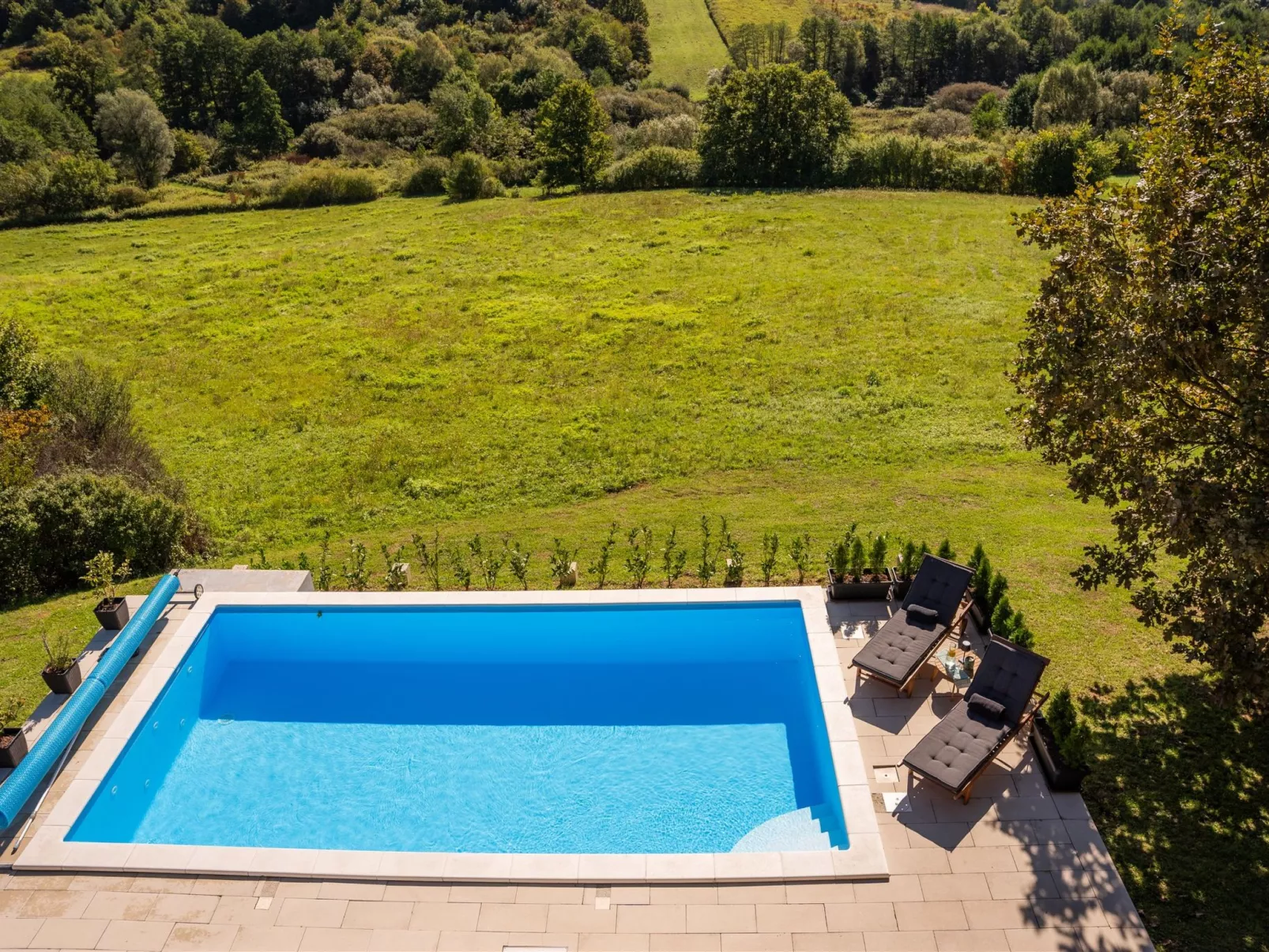 House Tri srca - Outside