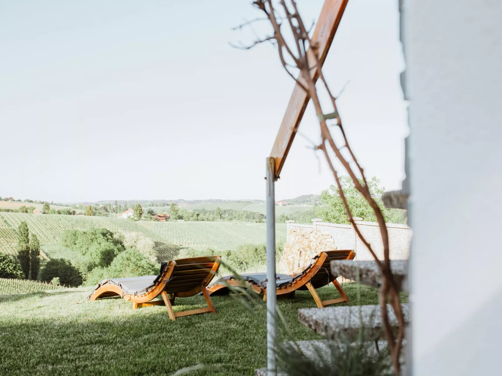 House The View - Outside