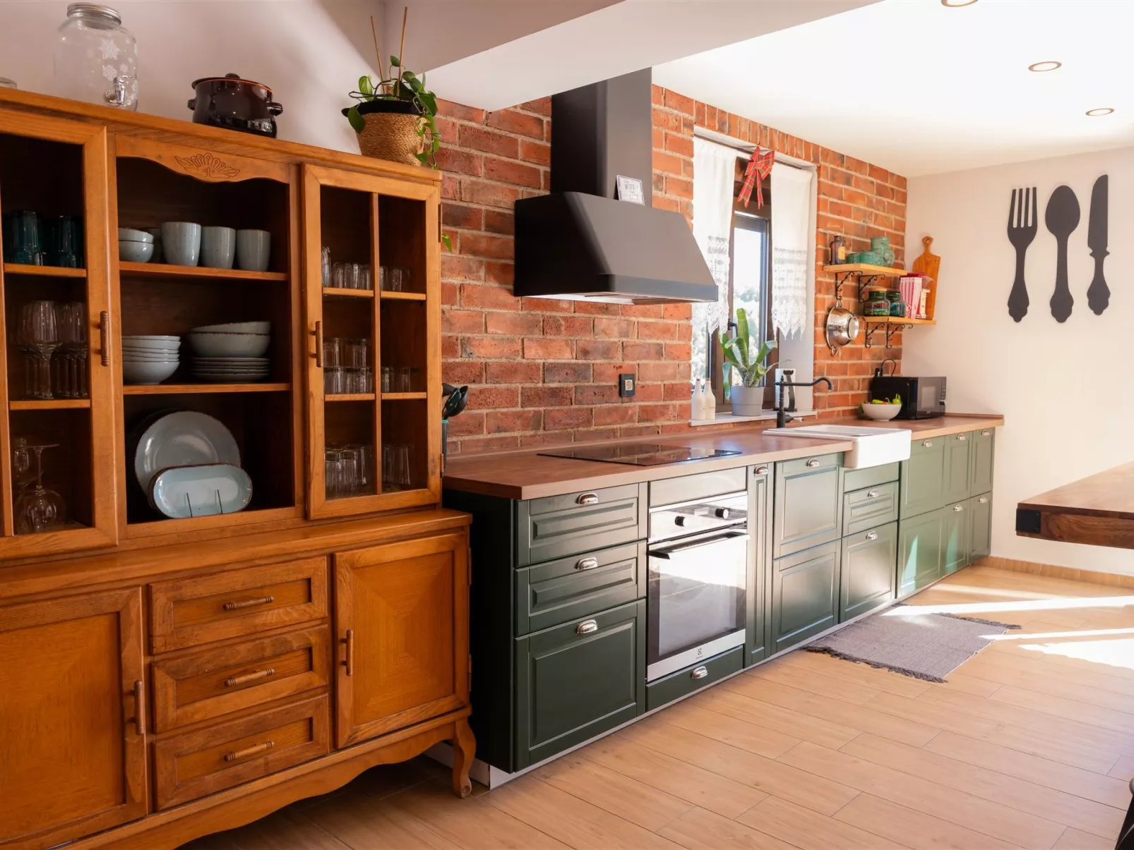 House Tri srca - Inside