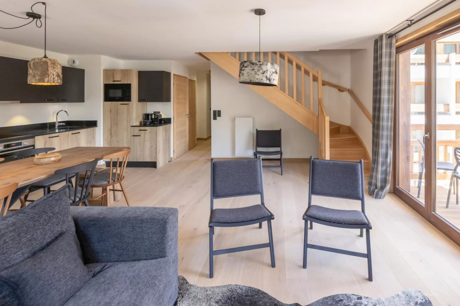 SERRE CHEVALIER Le Cristal Lodge-A40P - Wohnzimmer