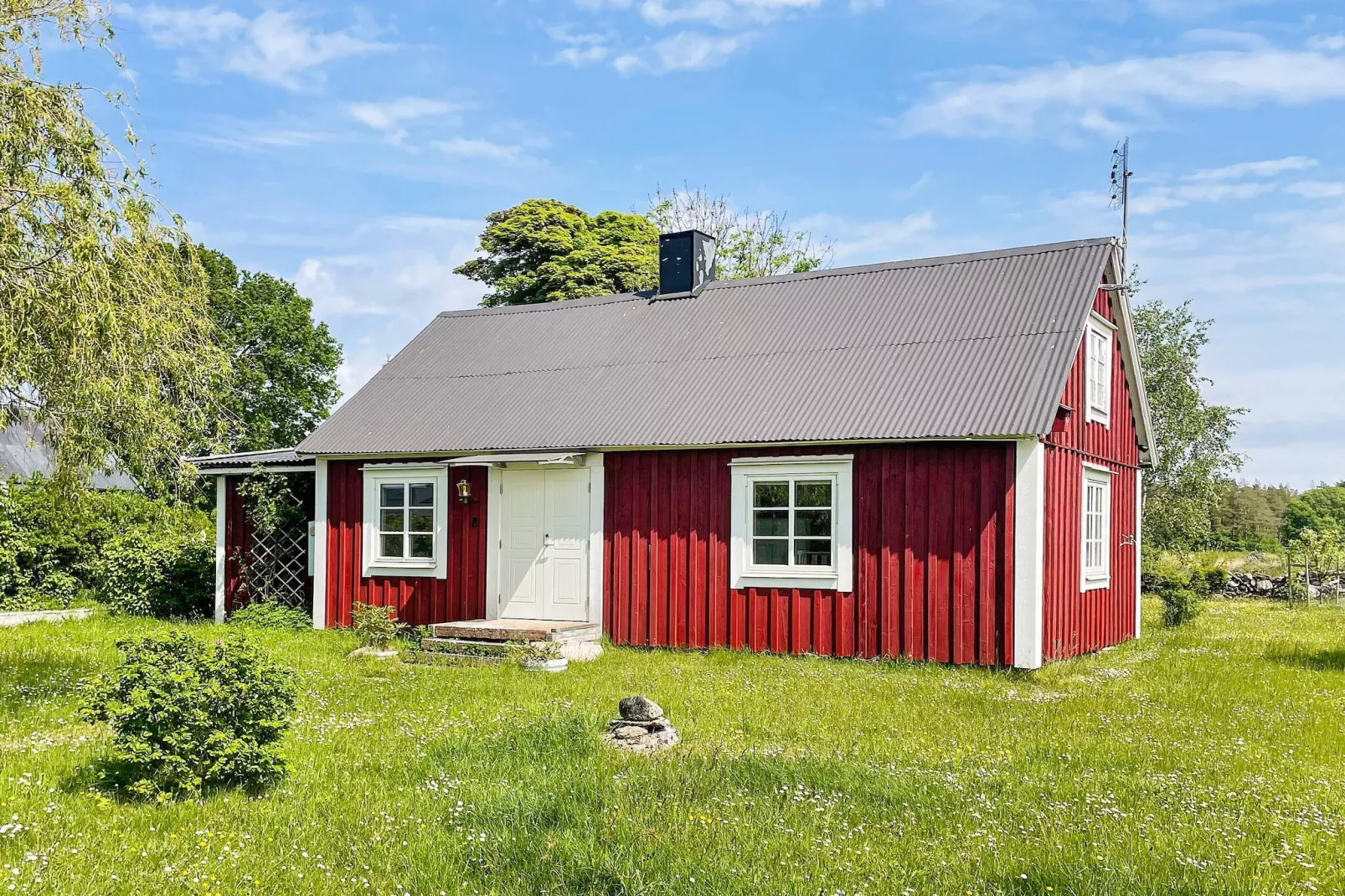 7 person holiday home in LÖTTORP