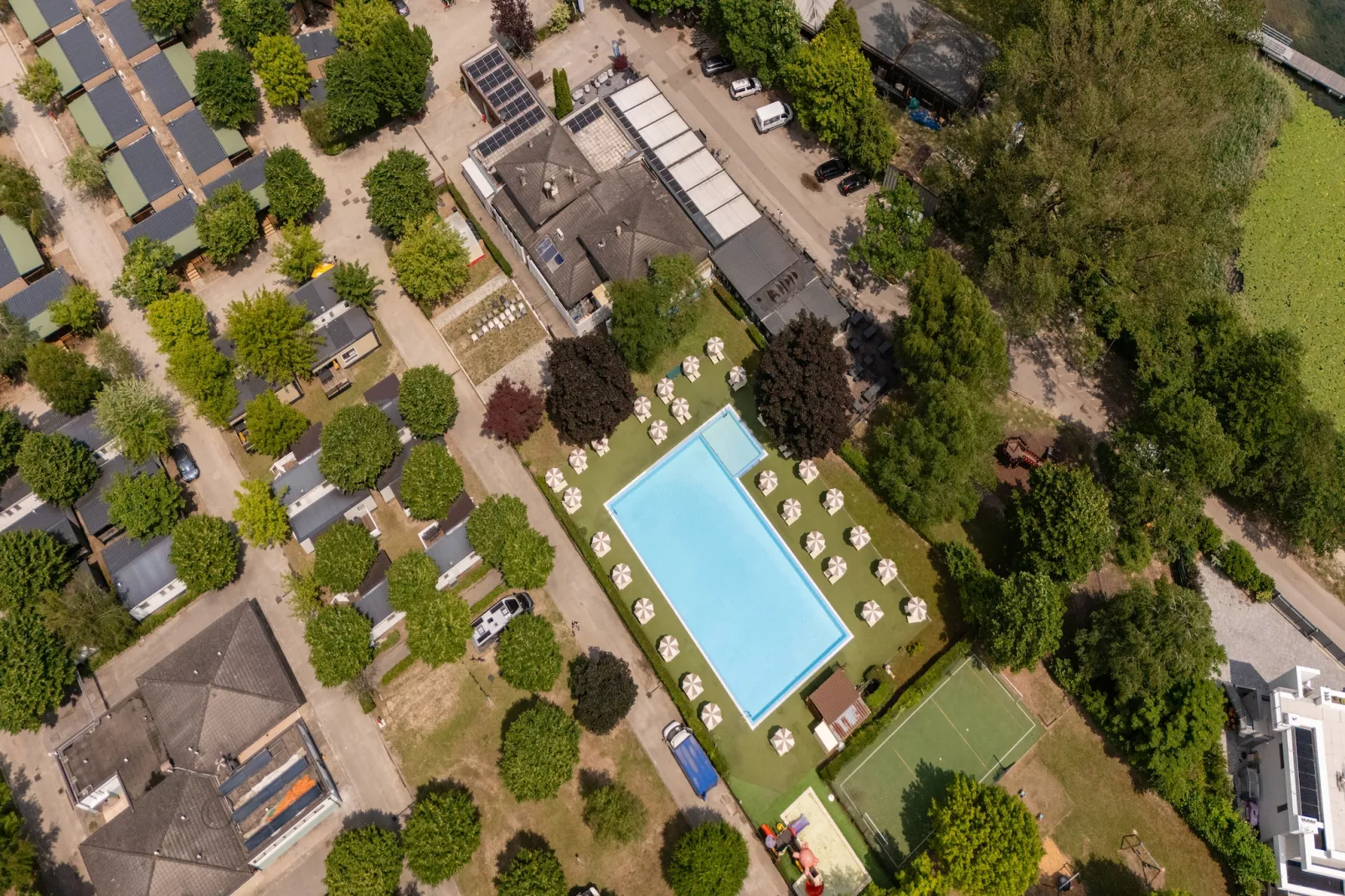 Caldonazzo Family Collection - LODGE SUPERIOR FAMILY