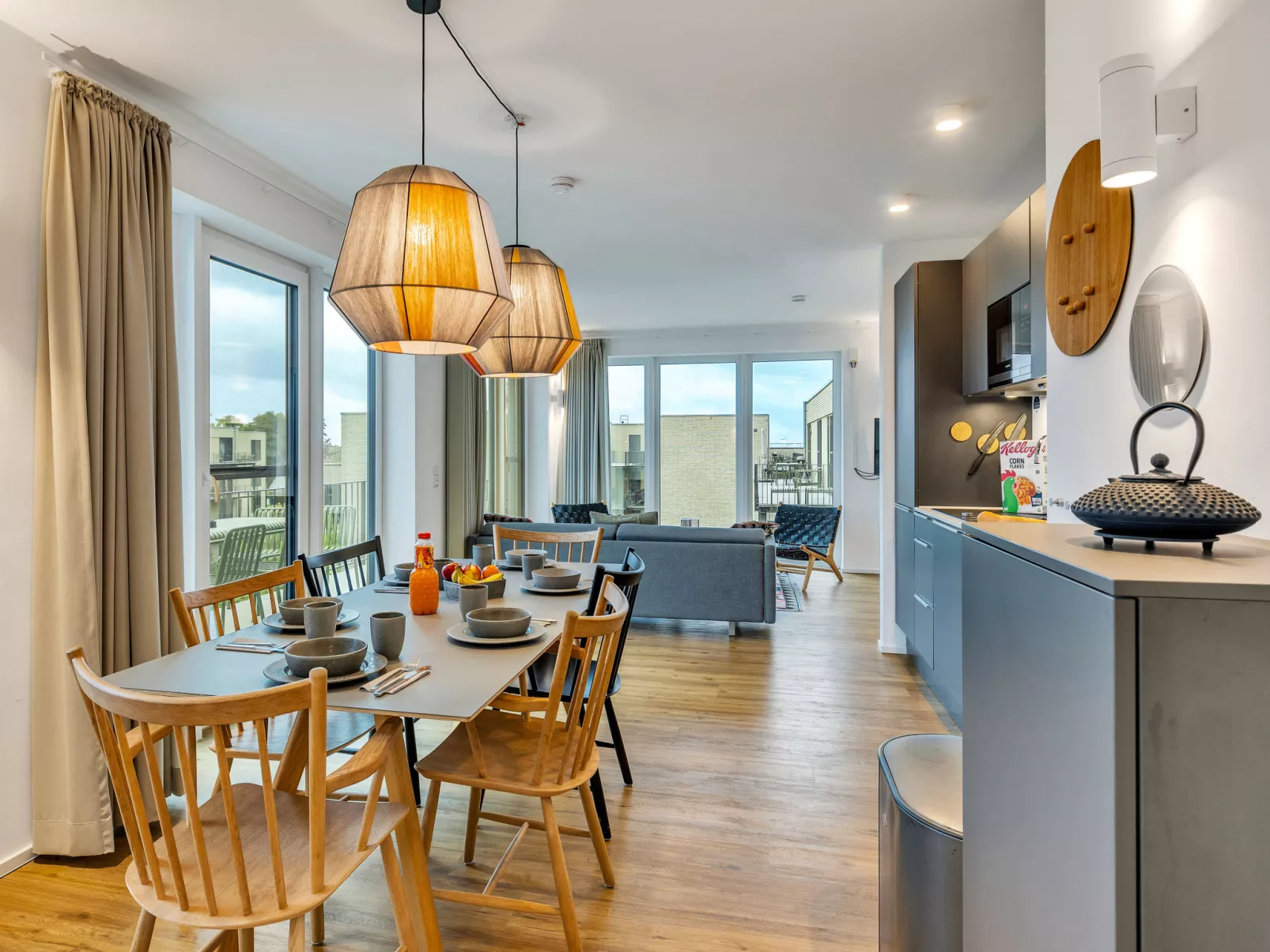 Penthouse Imort (654) - Inside