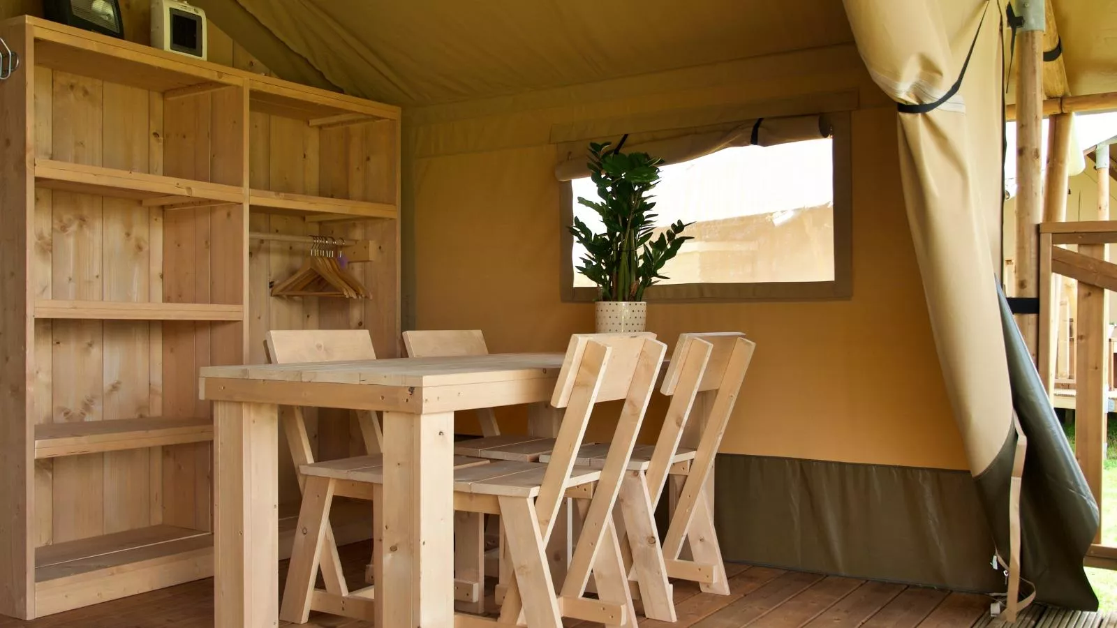 Safarilodge l 4 pers - Dining room