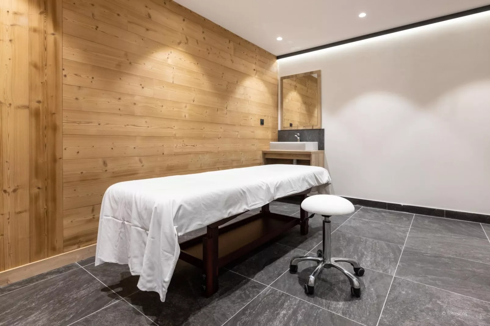SERRE CHEVALIER Le Cristal Lodge-A40P - Ausstattung