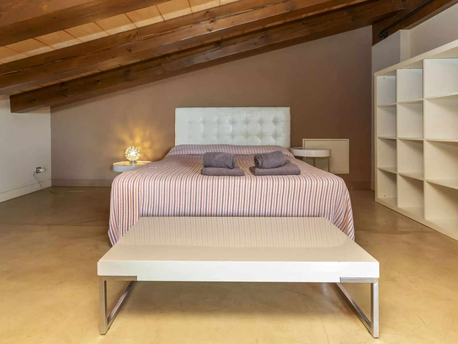 Mas Oliveres - Inside