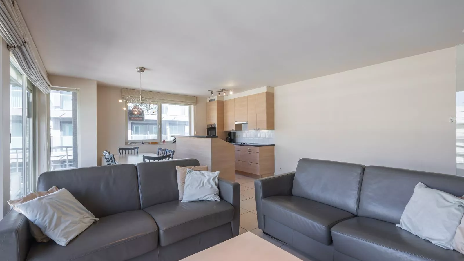 Libretto - 0602 + box 9 - Salon