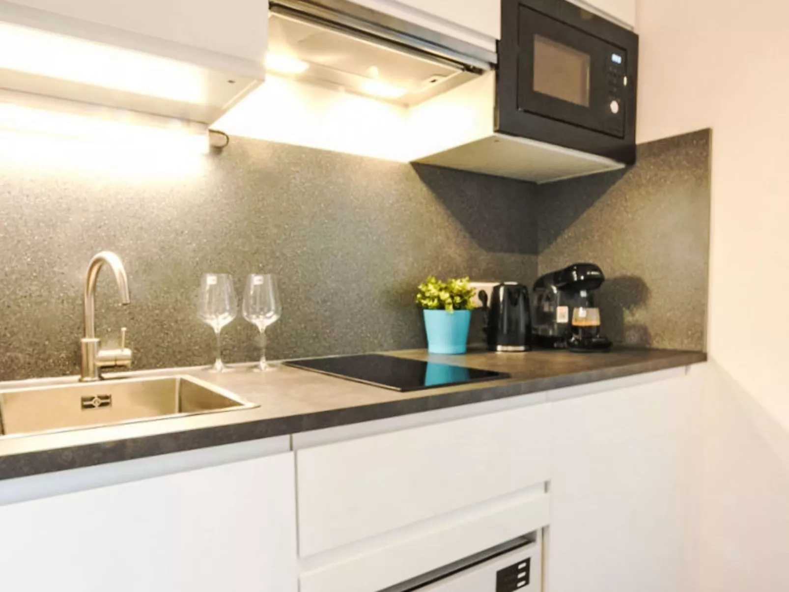 Urban & Florian - Inside