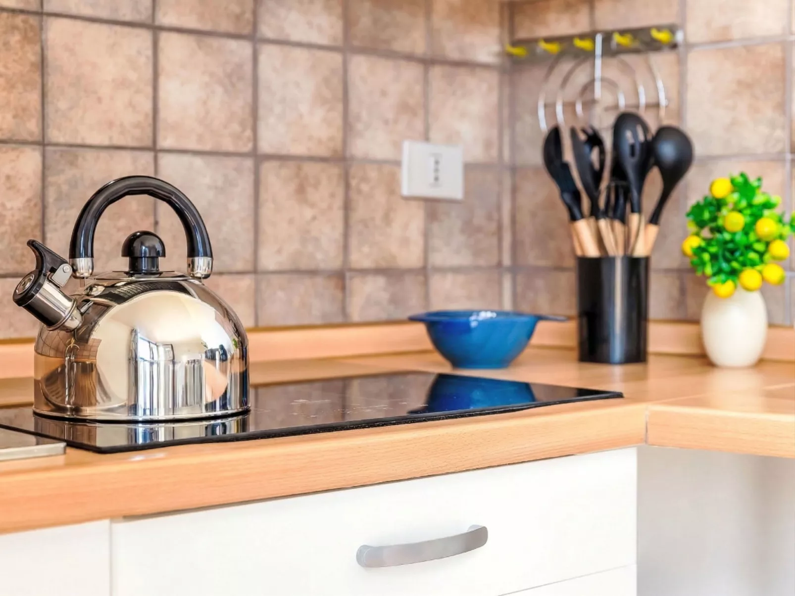 Angela House - Inside