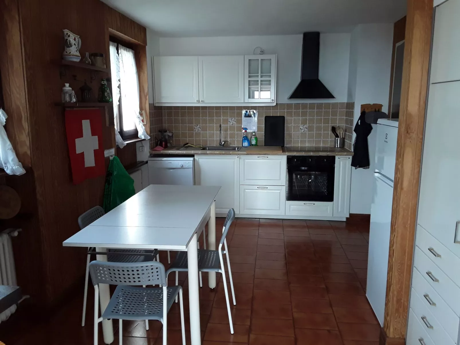 Villa mit geschlossenem Garten und schöner Aussi - Dedans