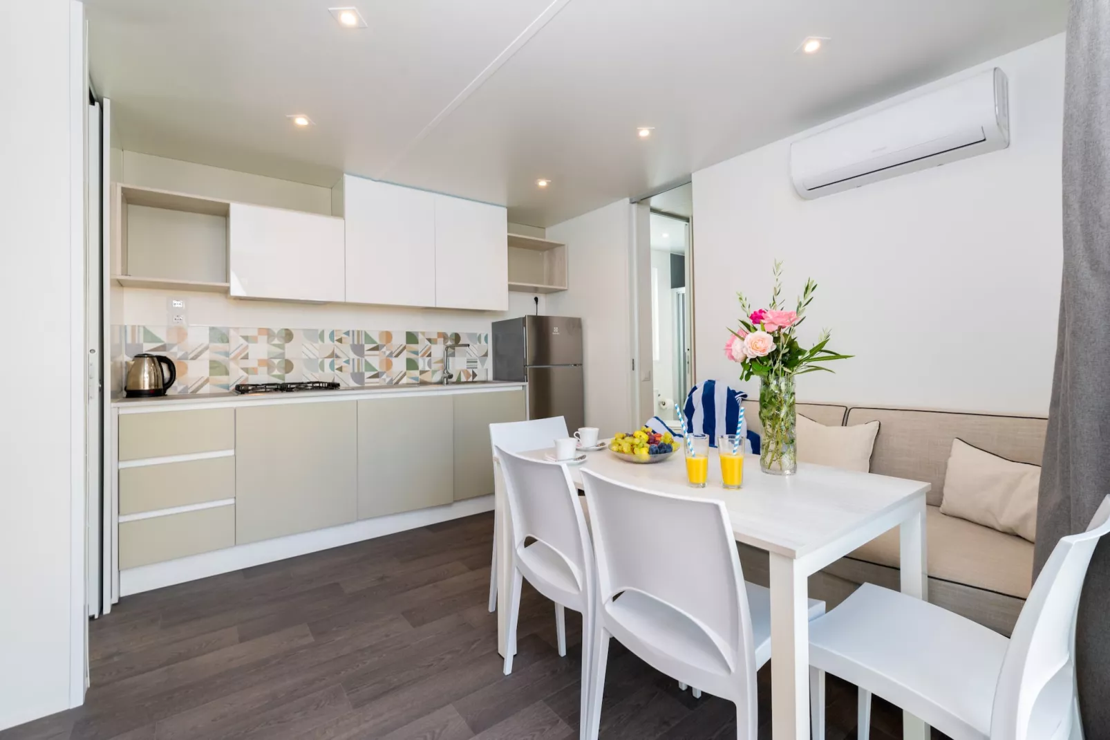 Camping Oliva / PREMIUM mobile home 4 persons PRE4 - Küche