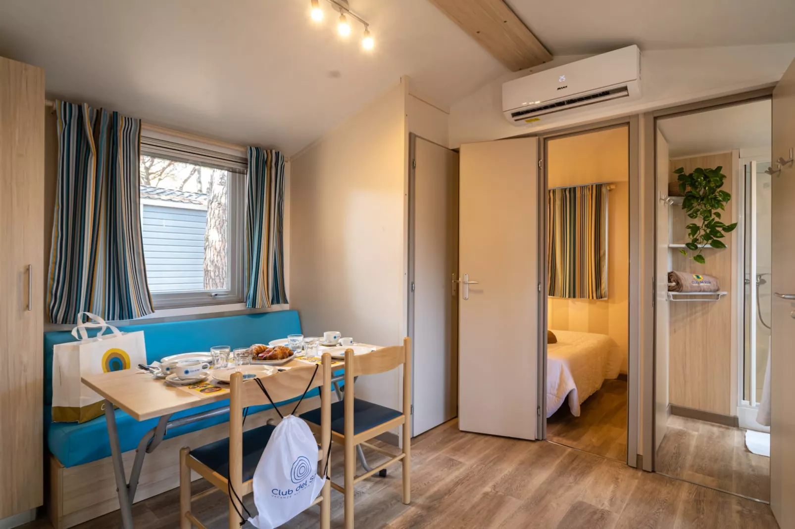 Club del Sole Orbetello Family Collection / LODGE COMFORT DOG max cap5 pax - Wohnzimmer