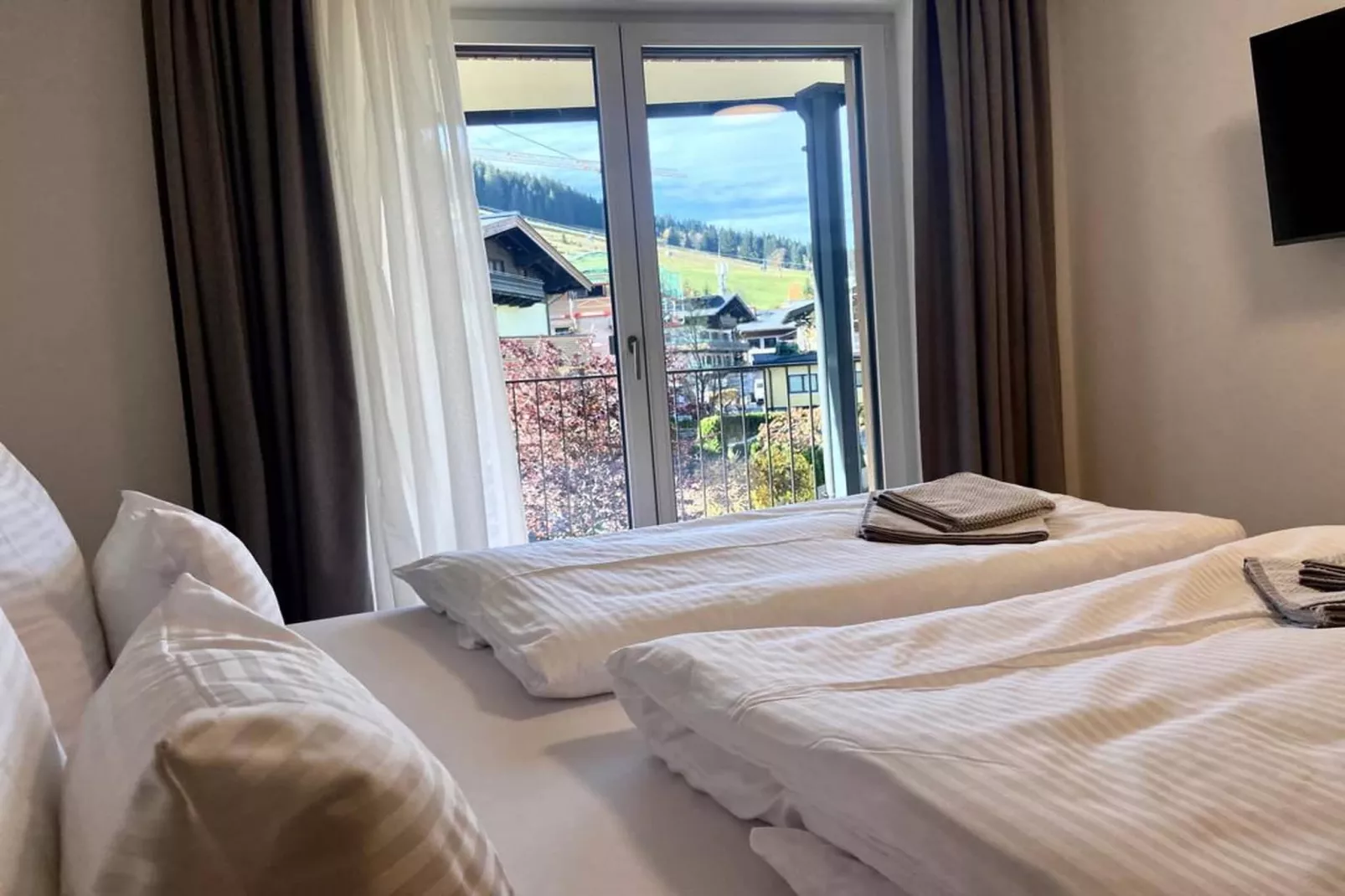 Bergzeit Appartements - Chambre