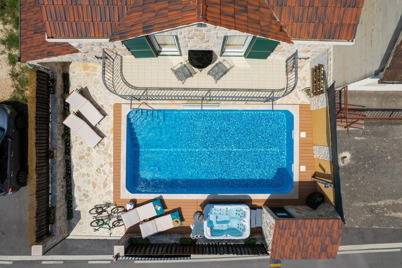 VILLA OLD HOUSE - Schwimmbad