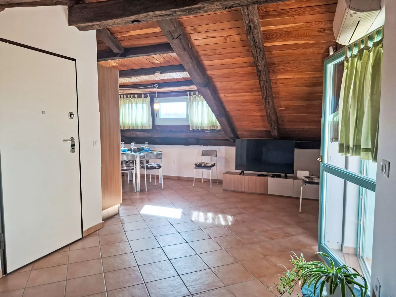 Olea Residence - Drinnen