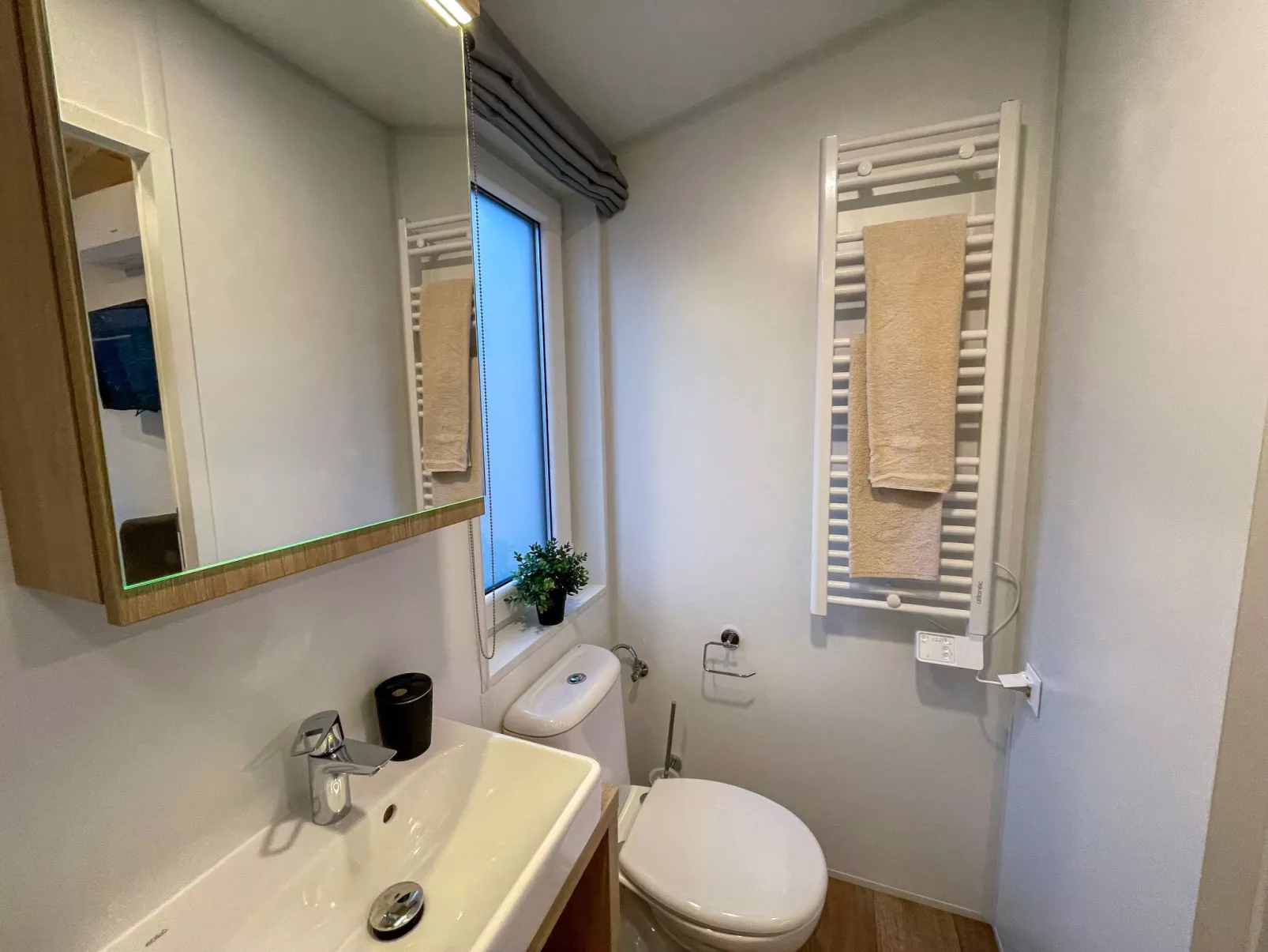 Tiny Haus See-Koje - Drinnen