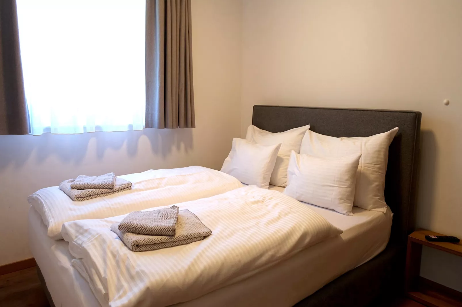 Bergzeit Appartements - Chambre