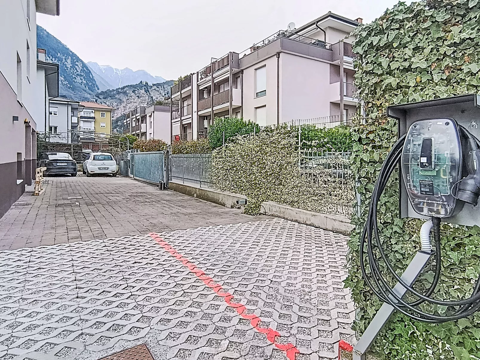 Garda Oasis - Outside