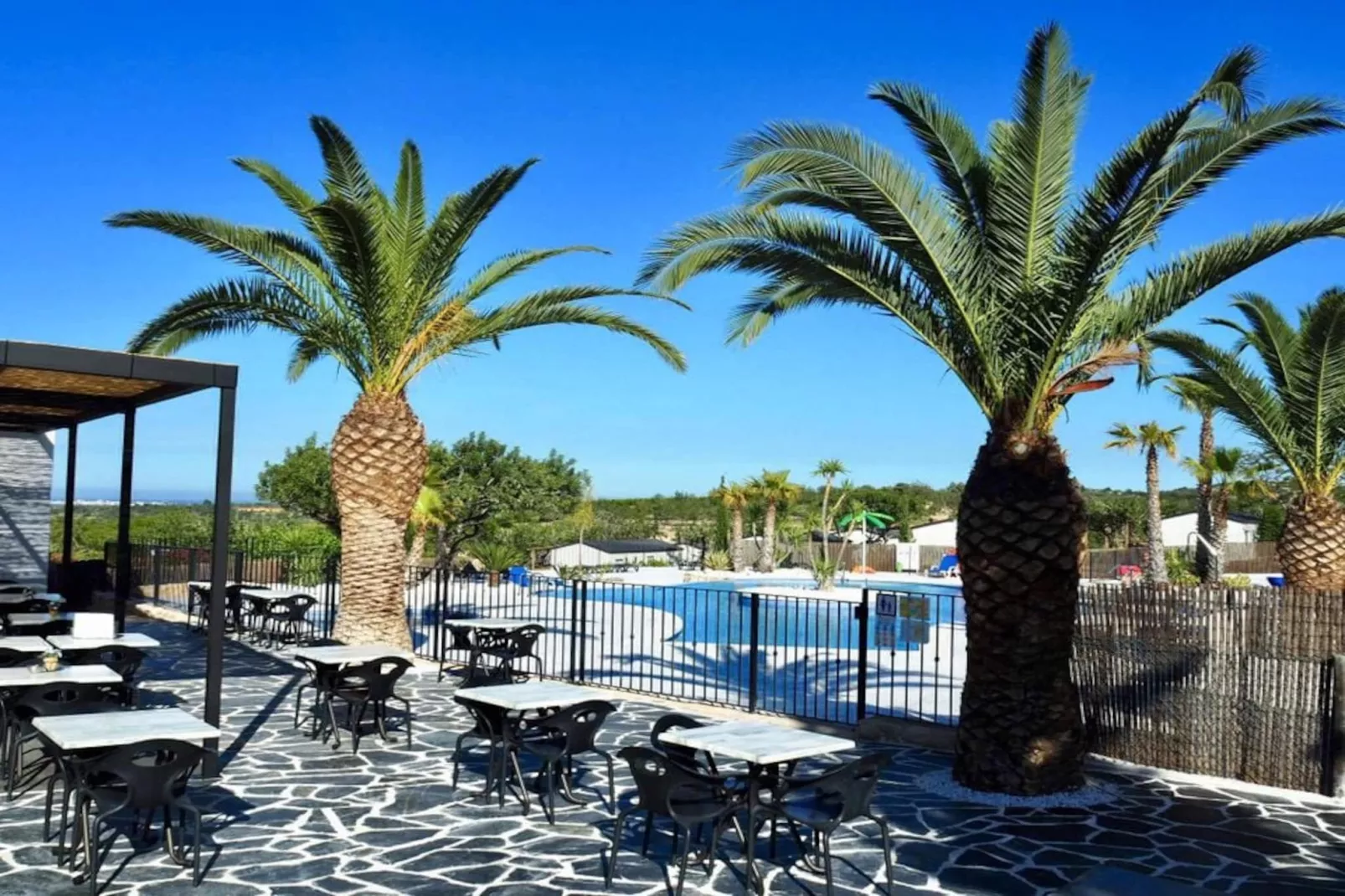 Mobil-home | Classic | 2 Bedrooms | 4/6 Pers. | Raised terrace | Air-con. - Non tagué