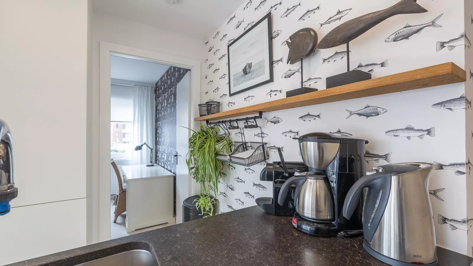 Rising Sun - 0101 - Cuisine