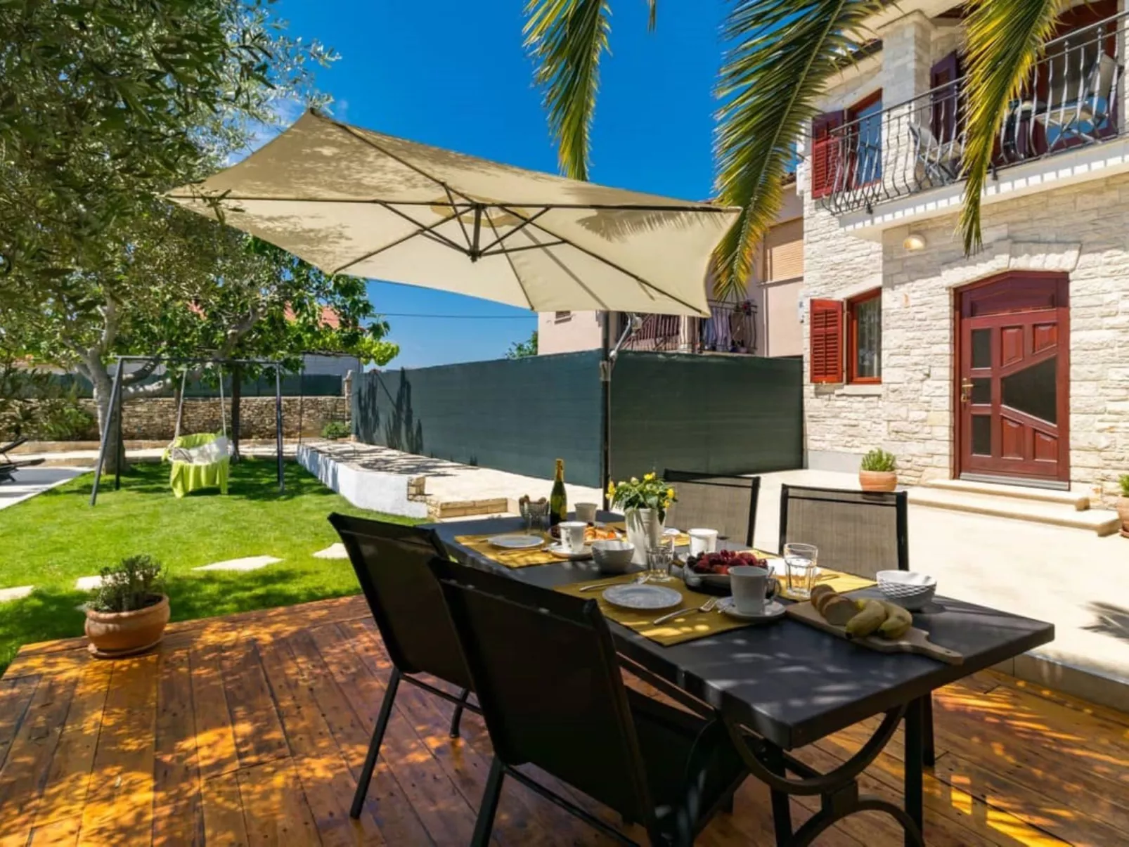 Villa Pietra - Draußen