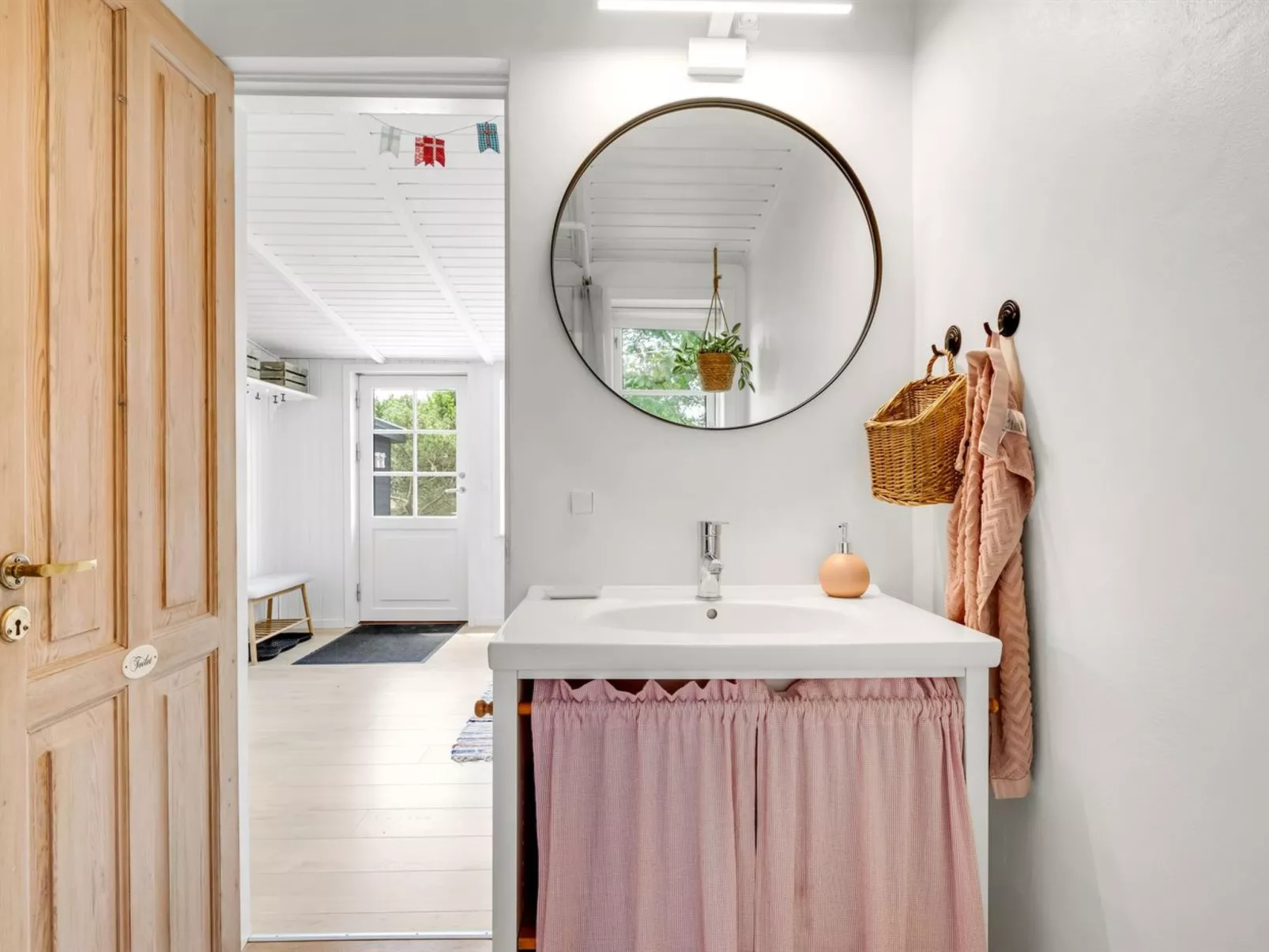 "Suoma" - 800m from the sea - Drinnen