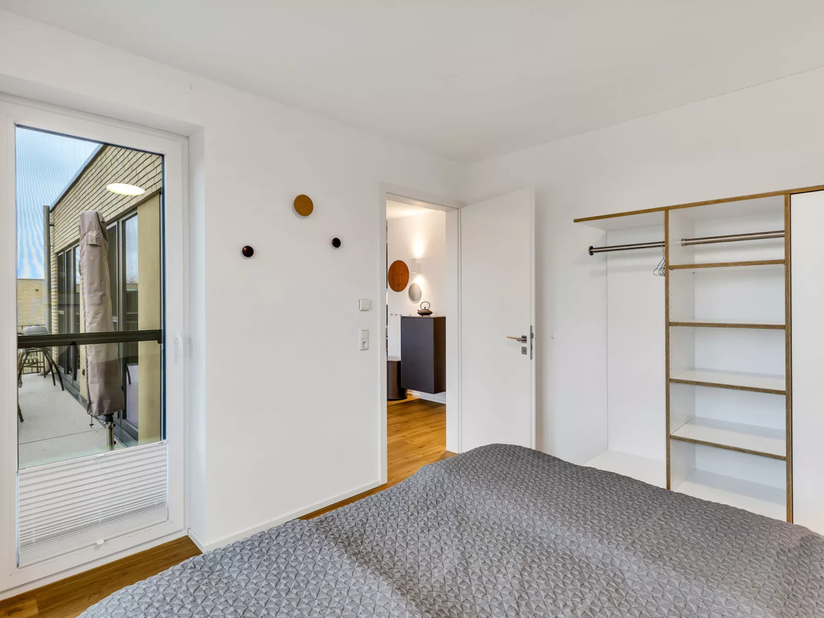 Penthouse Imort (654) - Inside