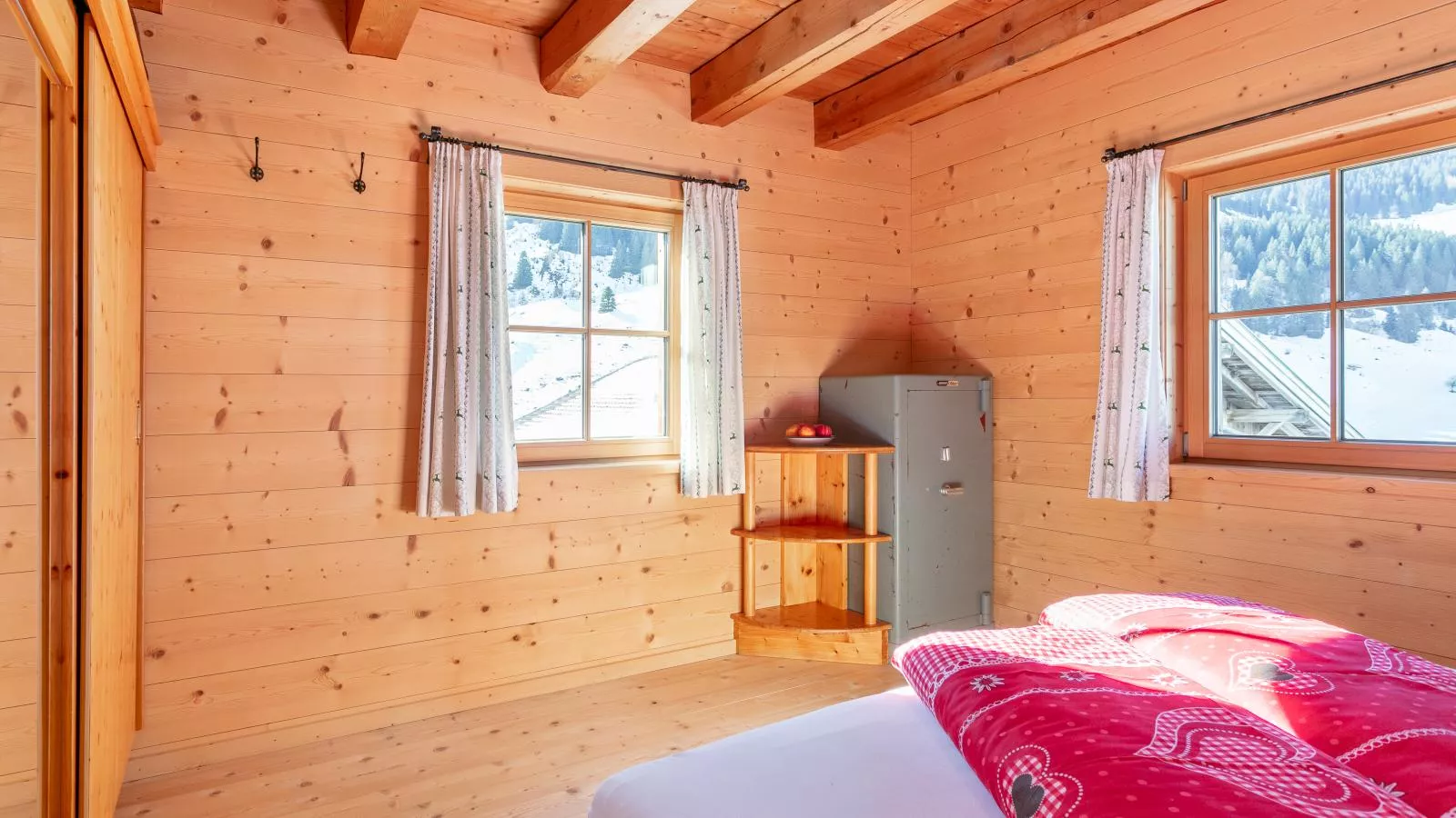 Schönangeralm Skihütte - Schlafzimmer