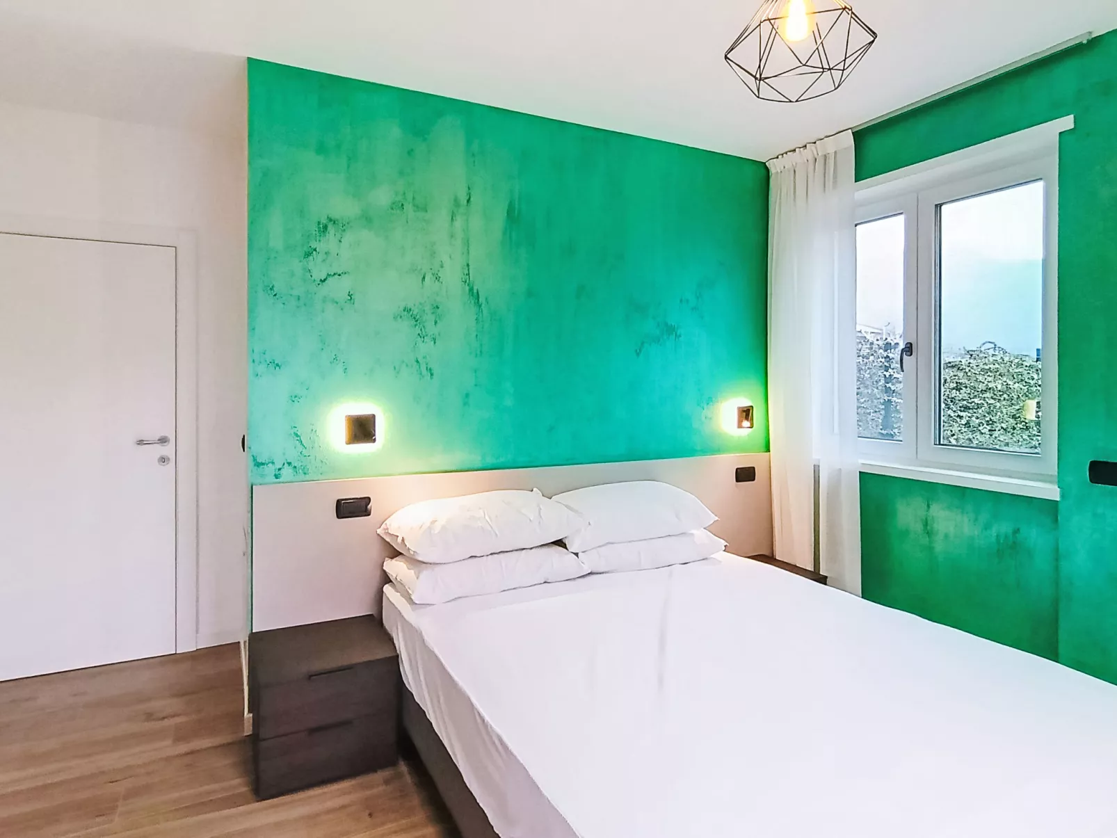 Garda Oasis - Inside