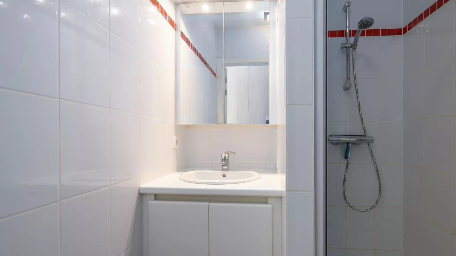 Libretto - 0602 + box 9 - Salle de bain