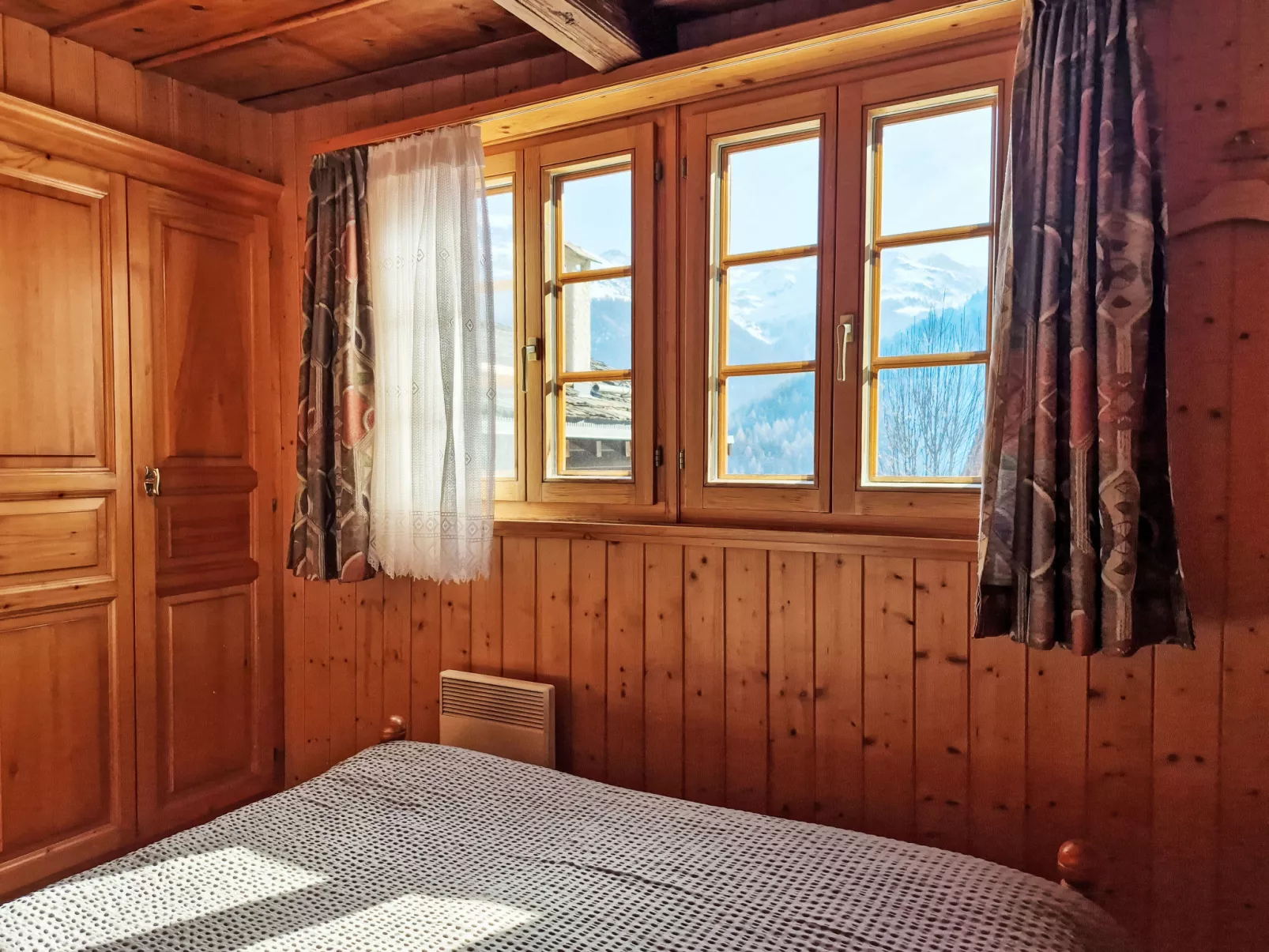 Le Moulin 74 - Inside