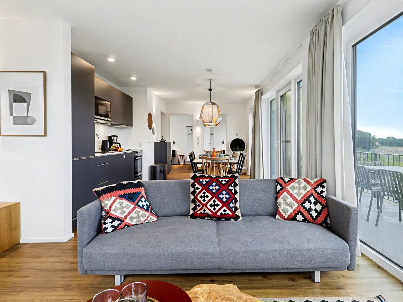 Penthouse Imort (654) - Inside