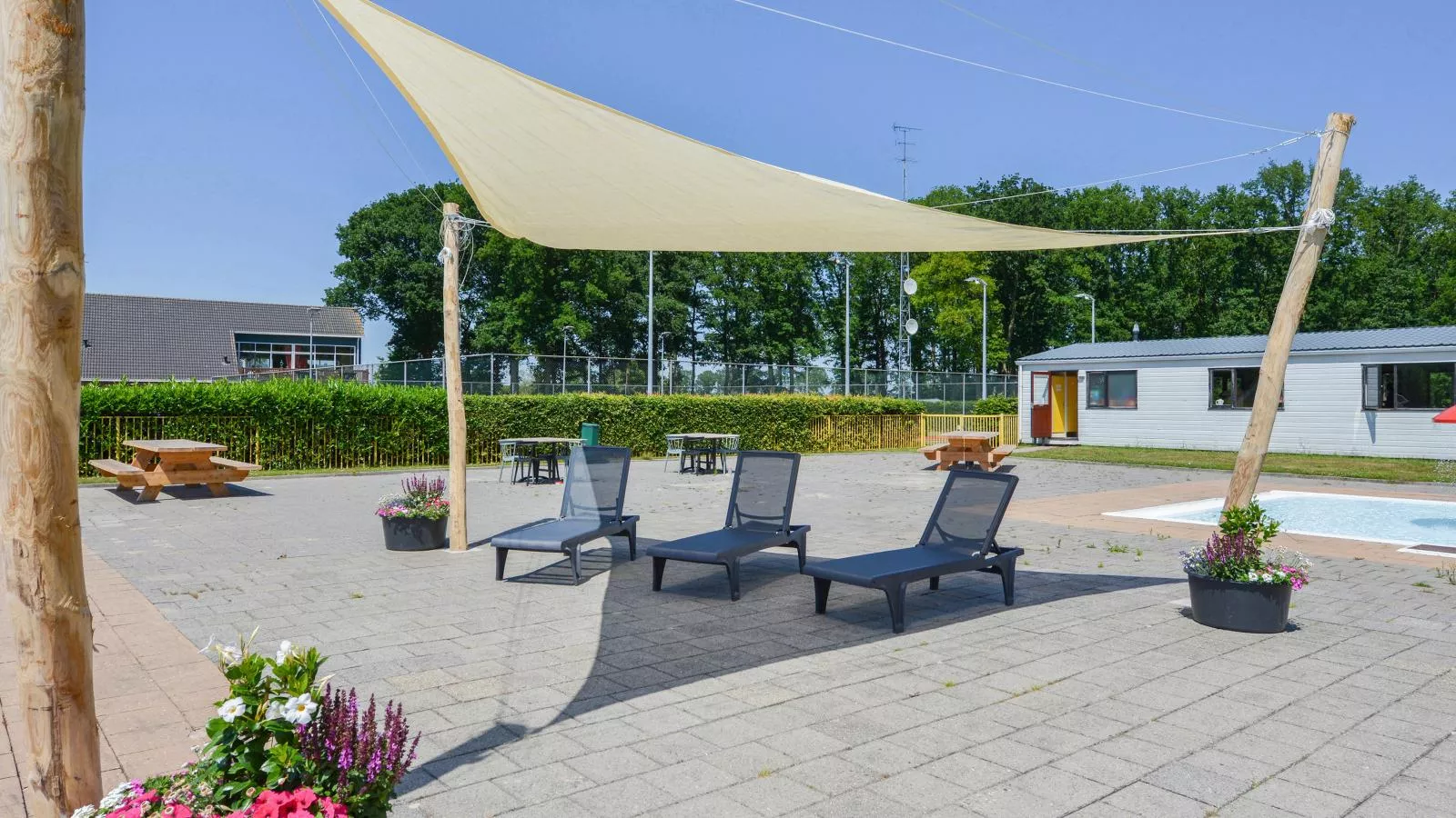 Aekinger Lodge - Piscine