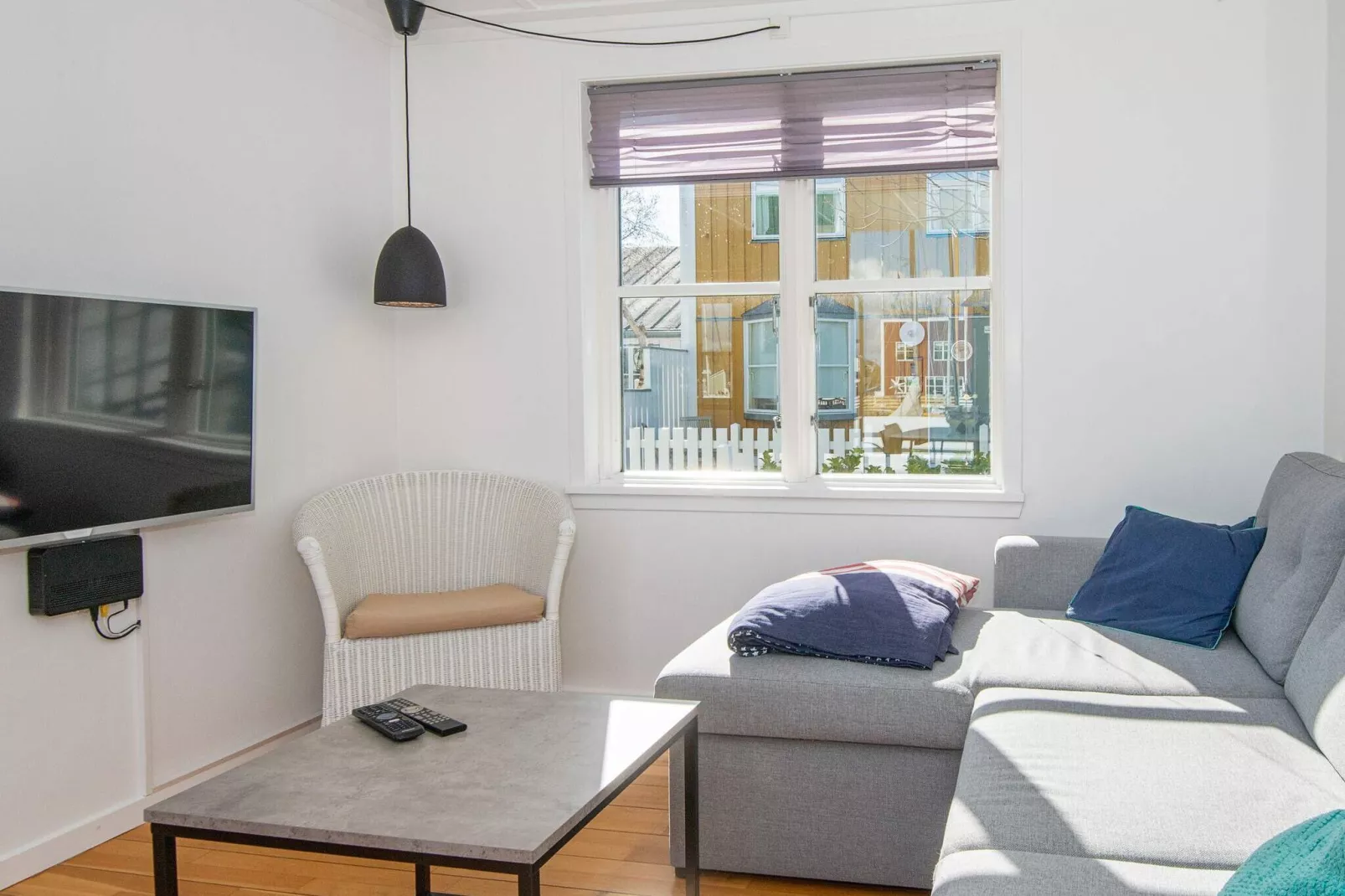 3 room,2 levels-Intérieur