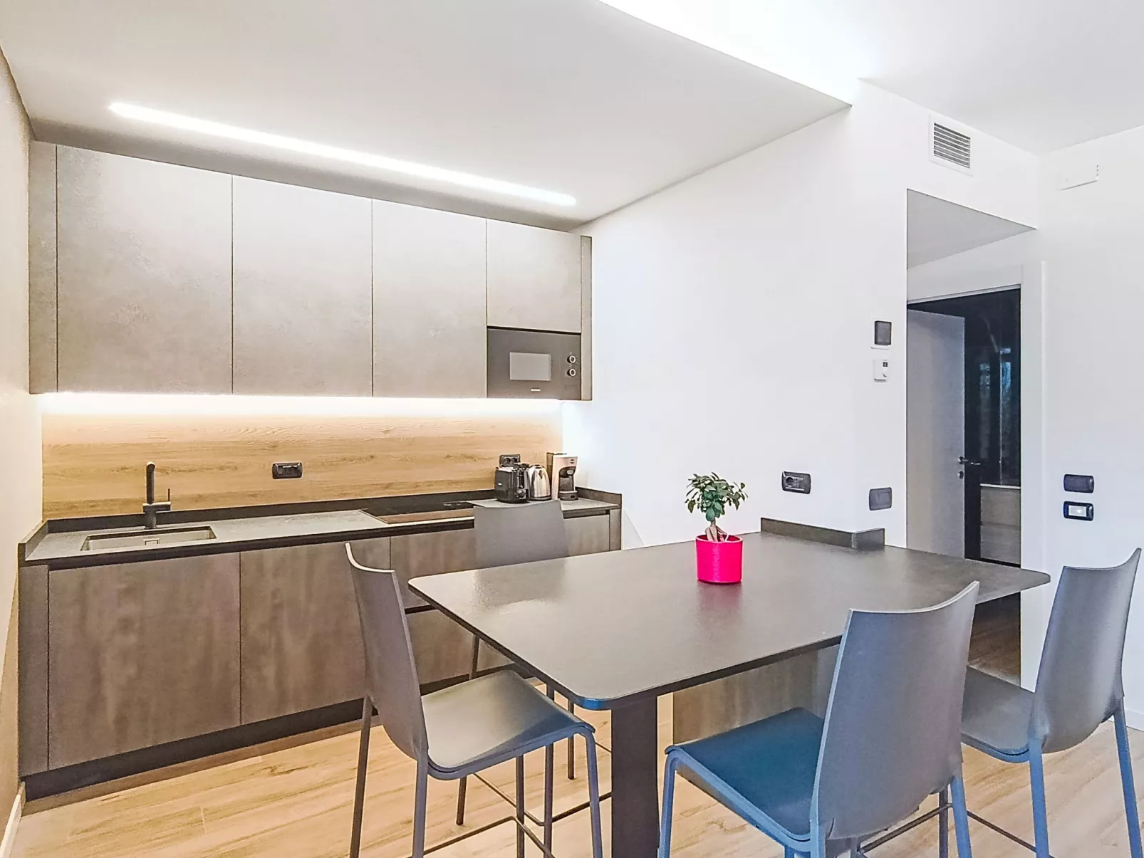 Garda Oasis and Horizon - Inside