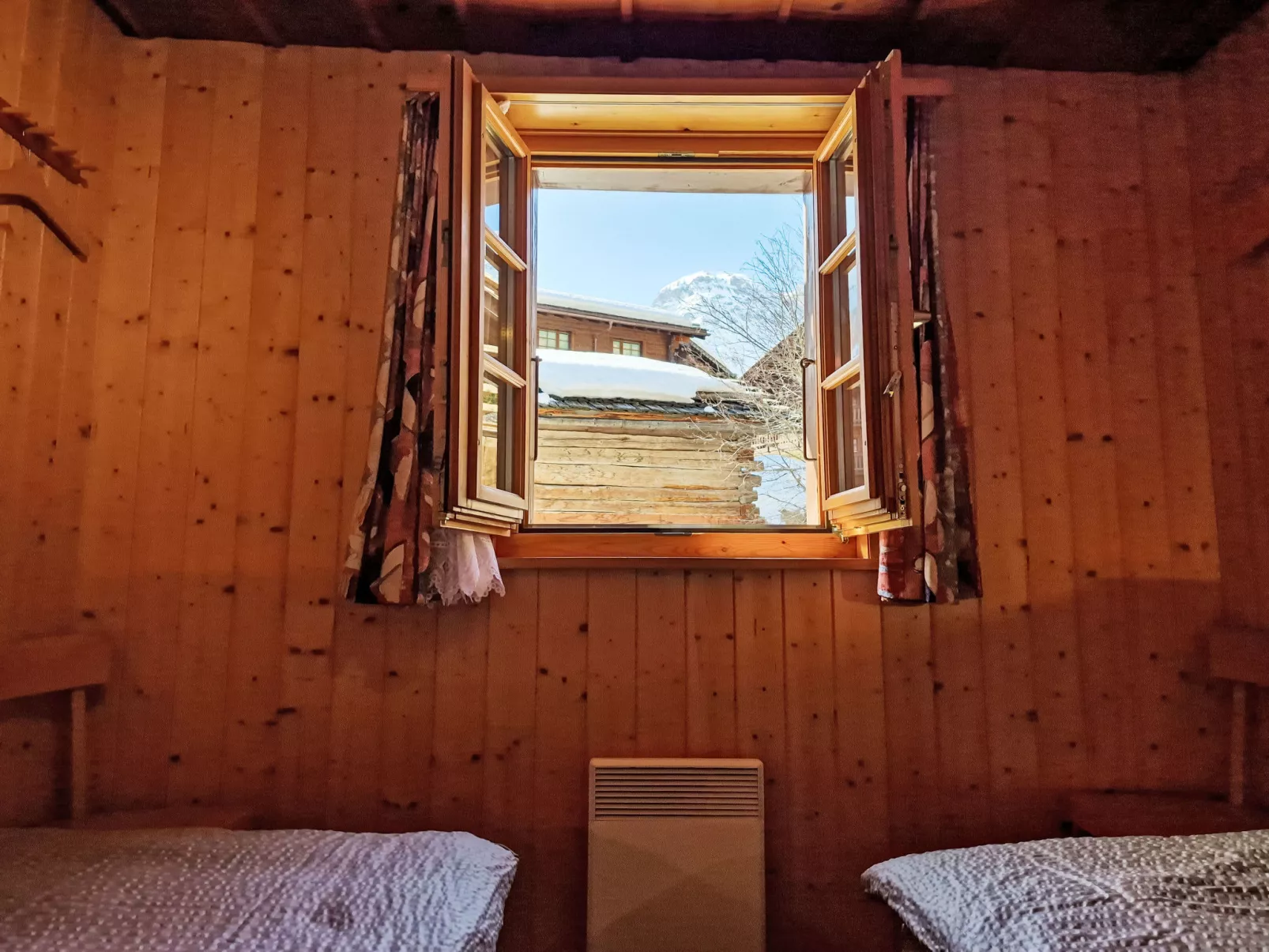 Le Moulin 74 - Inside