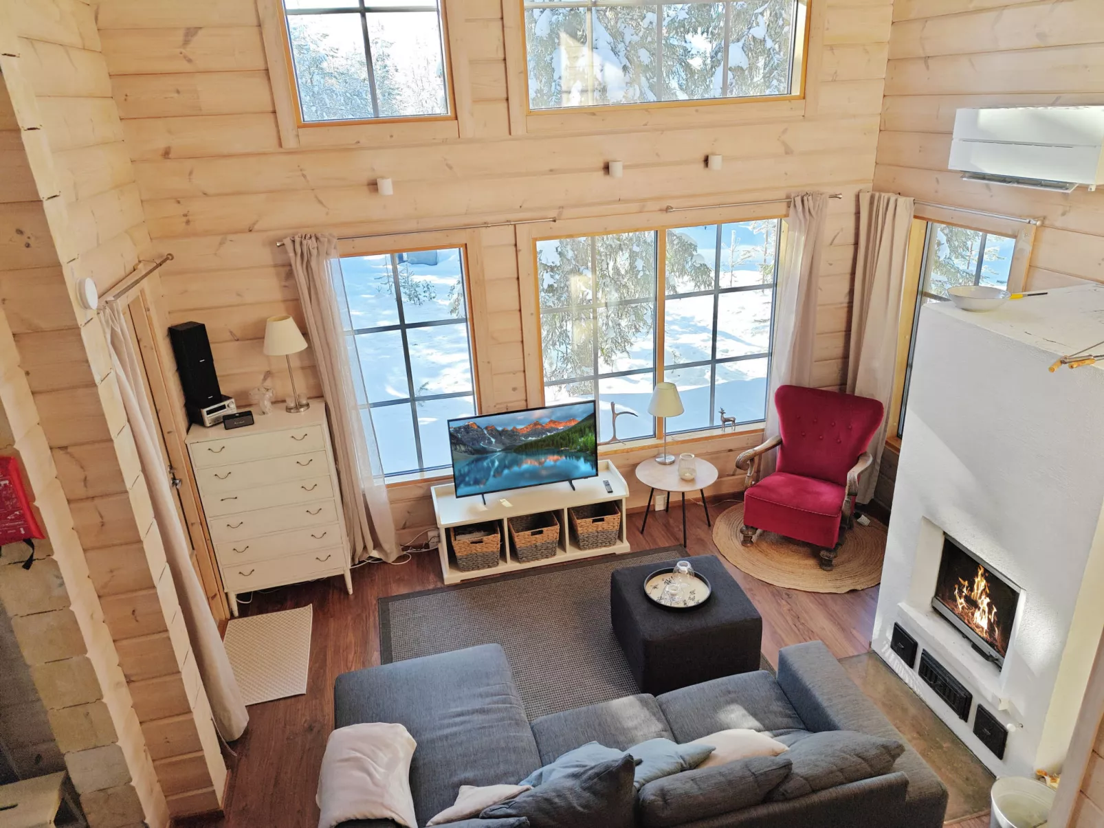 Ihtingin koskikara - Dedans