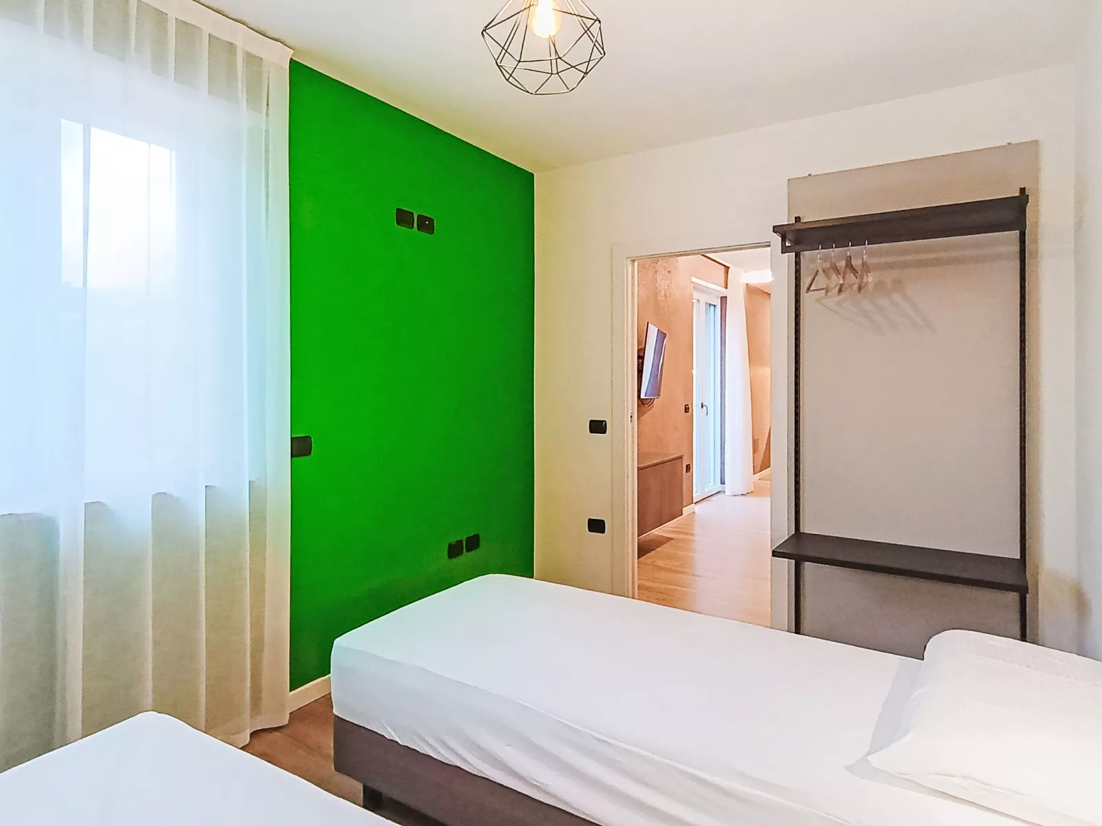 Garda Oasis - Inside