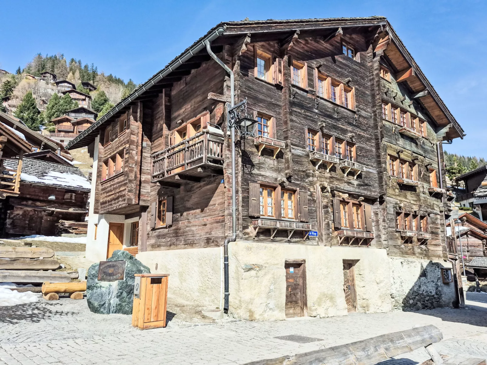 Le Moulin 74 - Outside