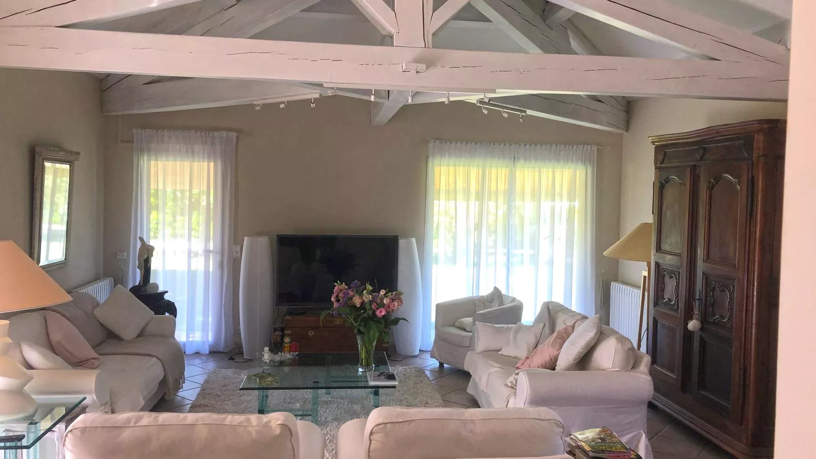 La Sarrazine-Living room